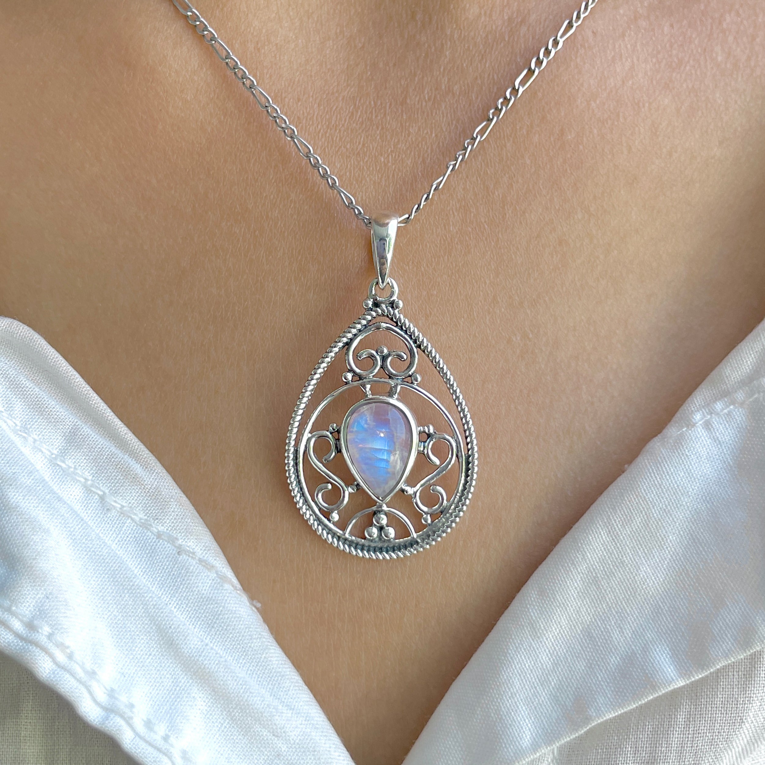 Moonstone Pendant (RBM-RDEP-87.)