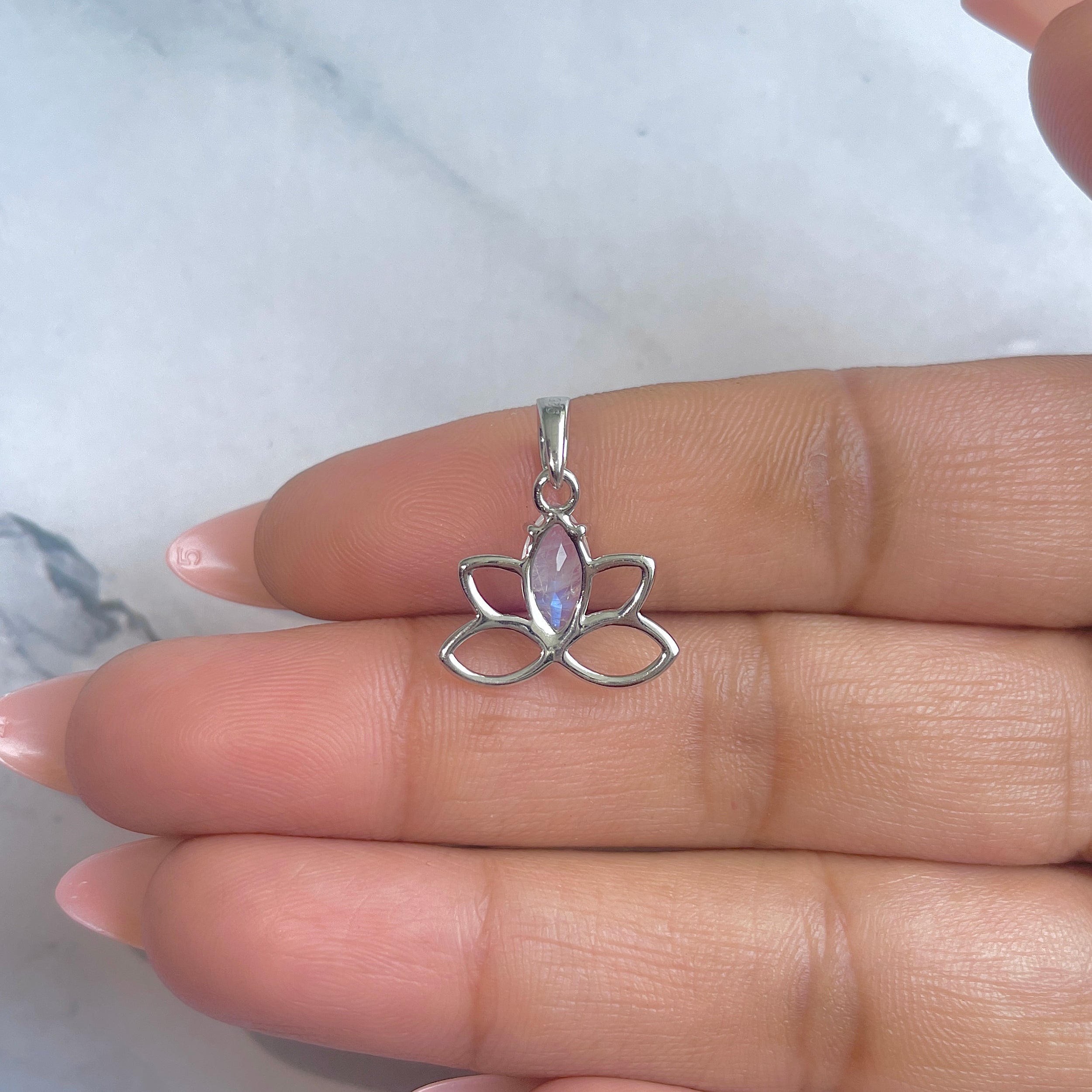 Moonstone Pendant-(RBM-RDEP-883.)