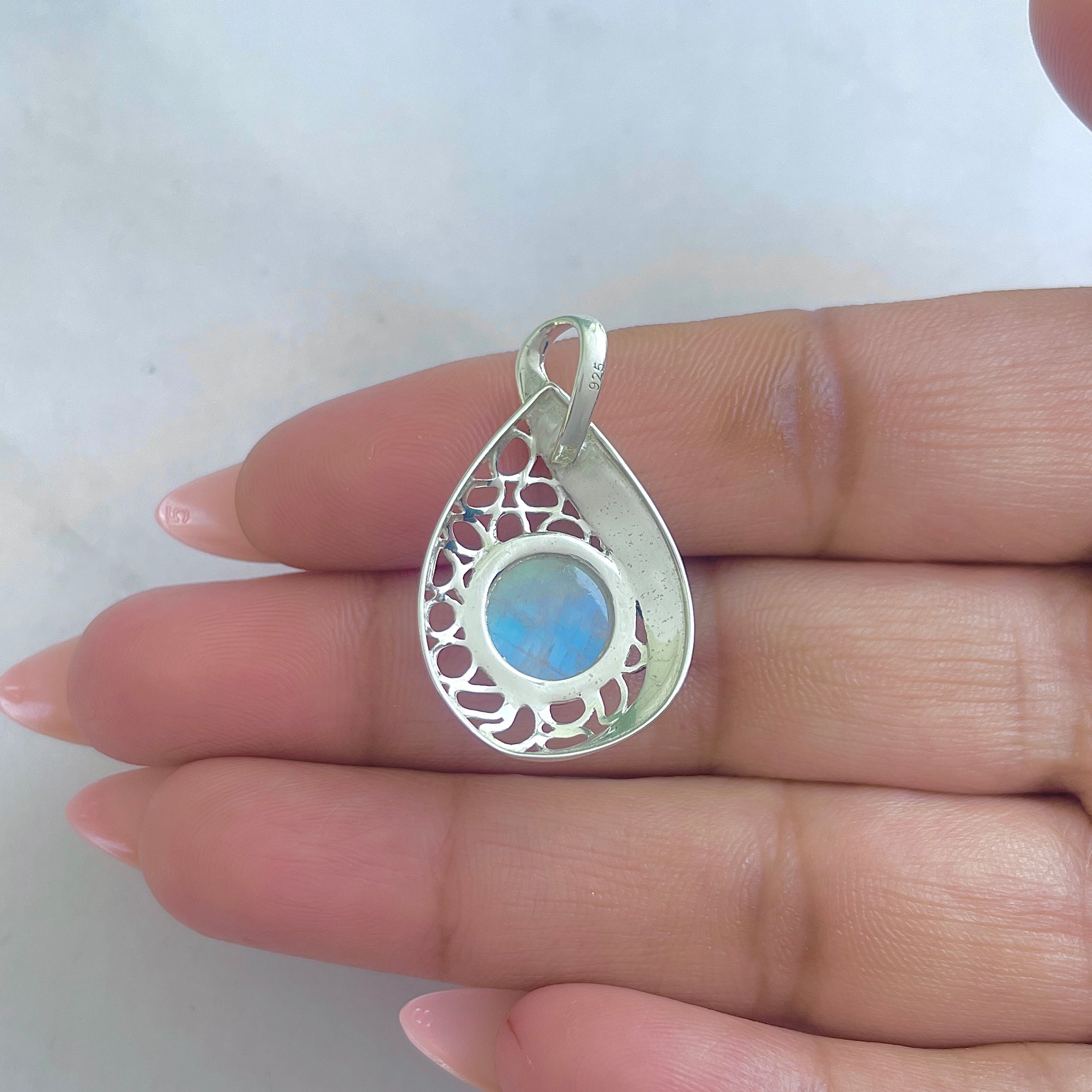 Moonstone Pendant-(RBM-RDP-51.)