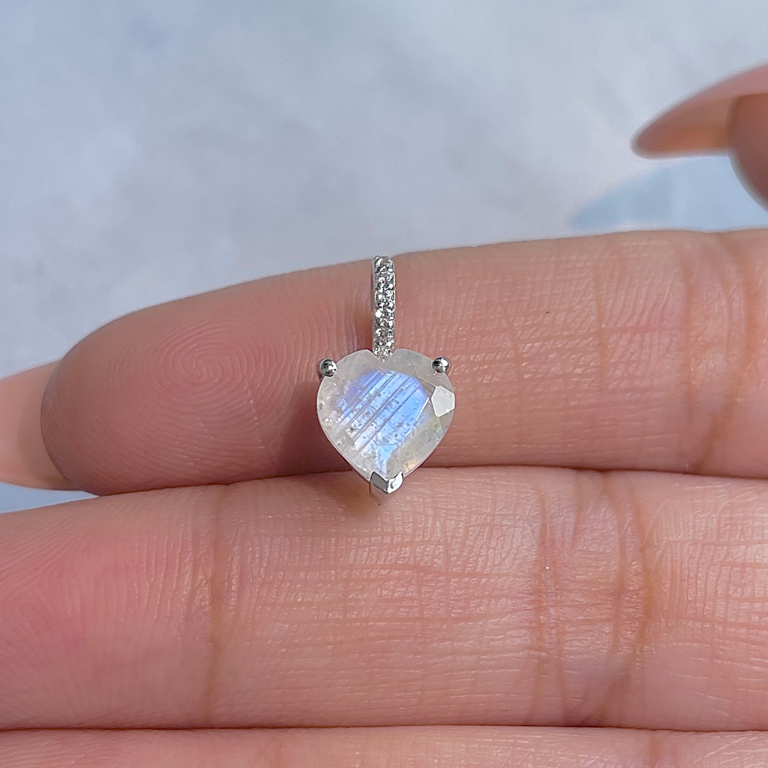 Moonstone Pendant-(RBM-RDP-819.)