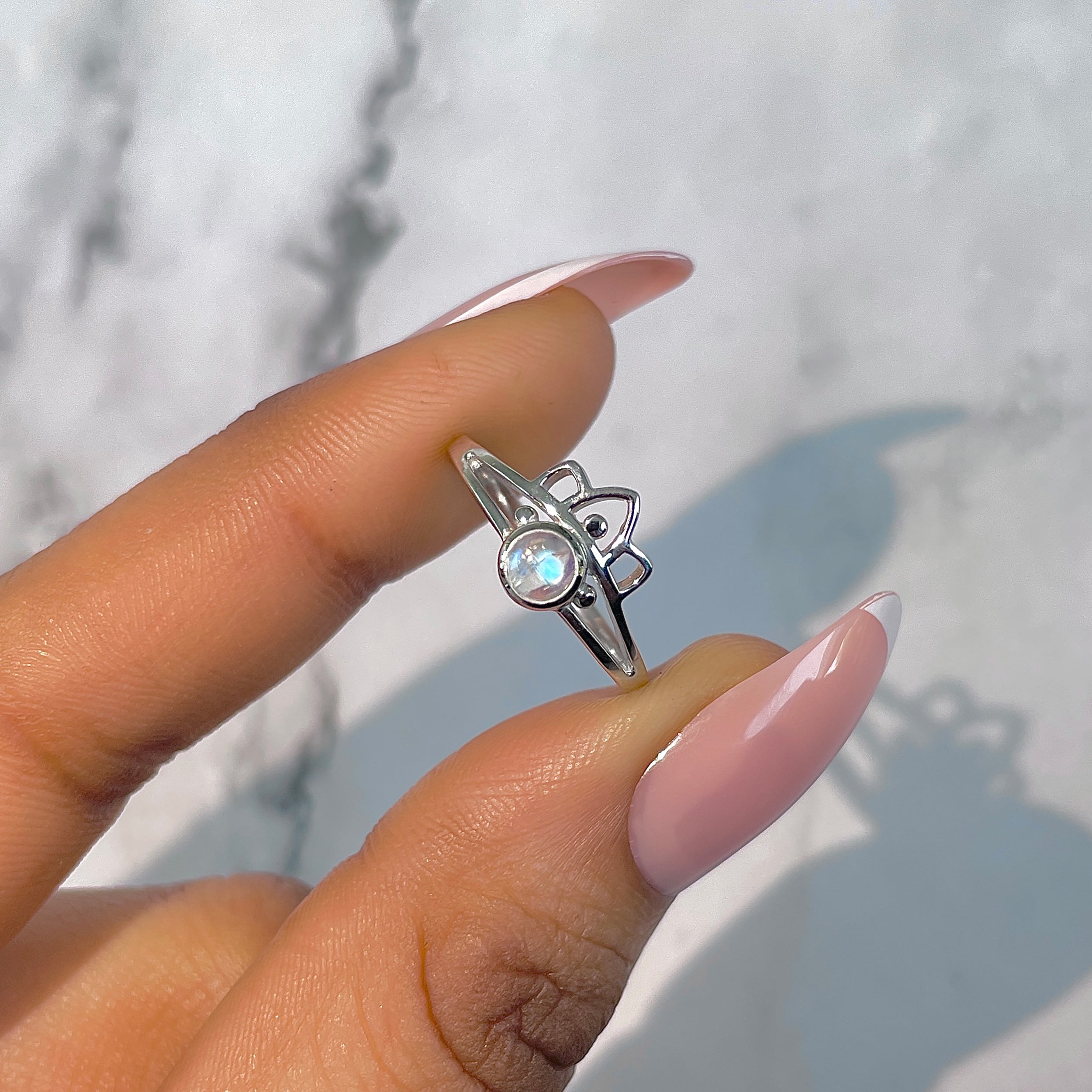 Moonstone Ring-(RBM-RDR-1352.)