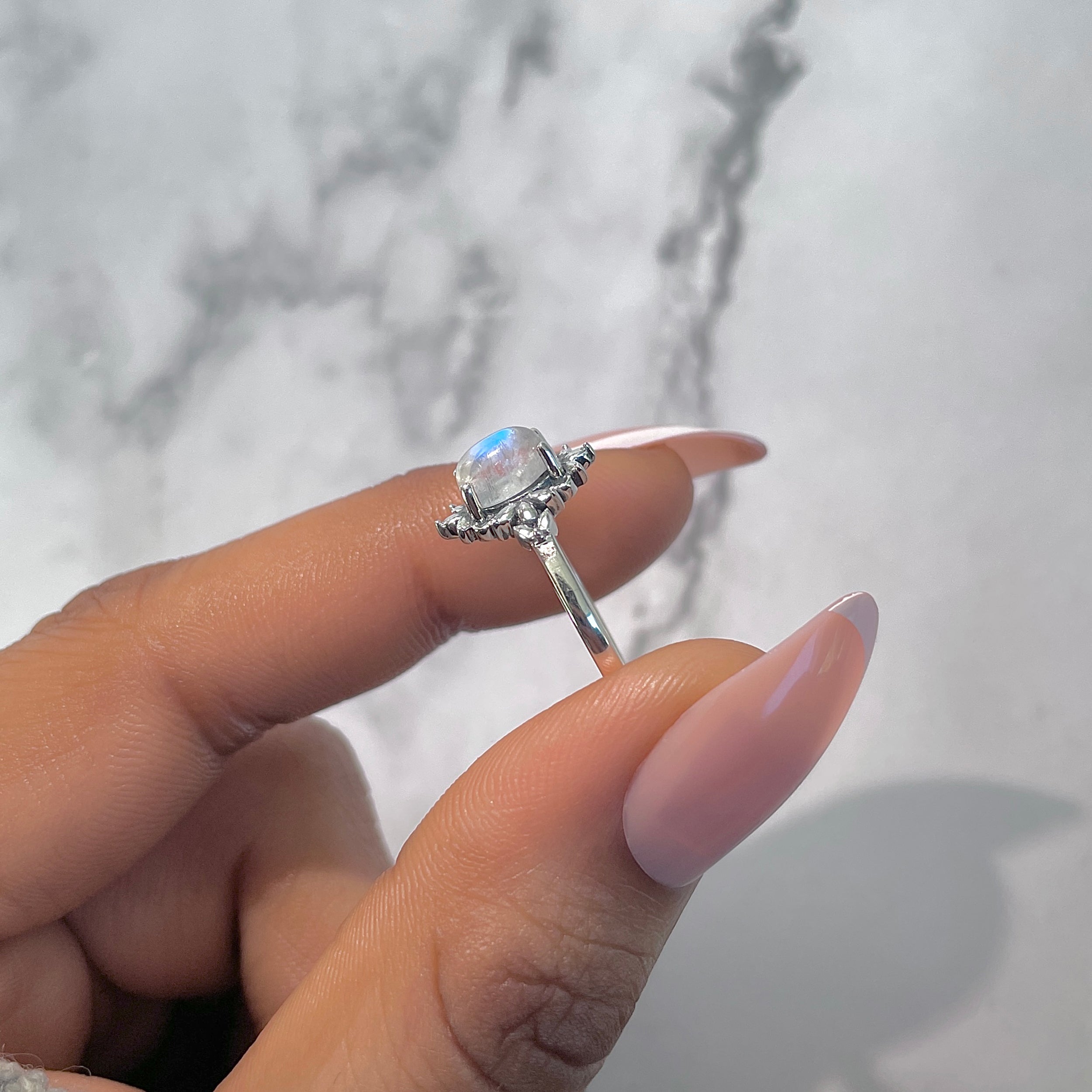 Moonstone Ring-(RBM-RDR-1454.)