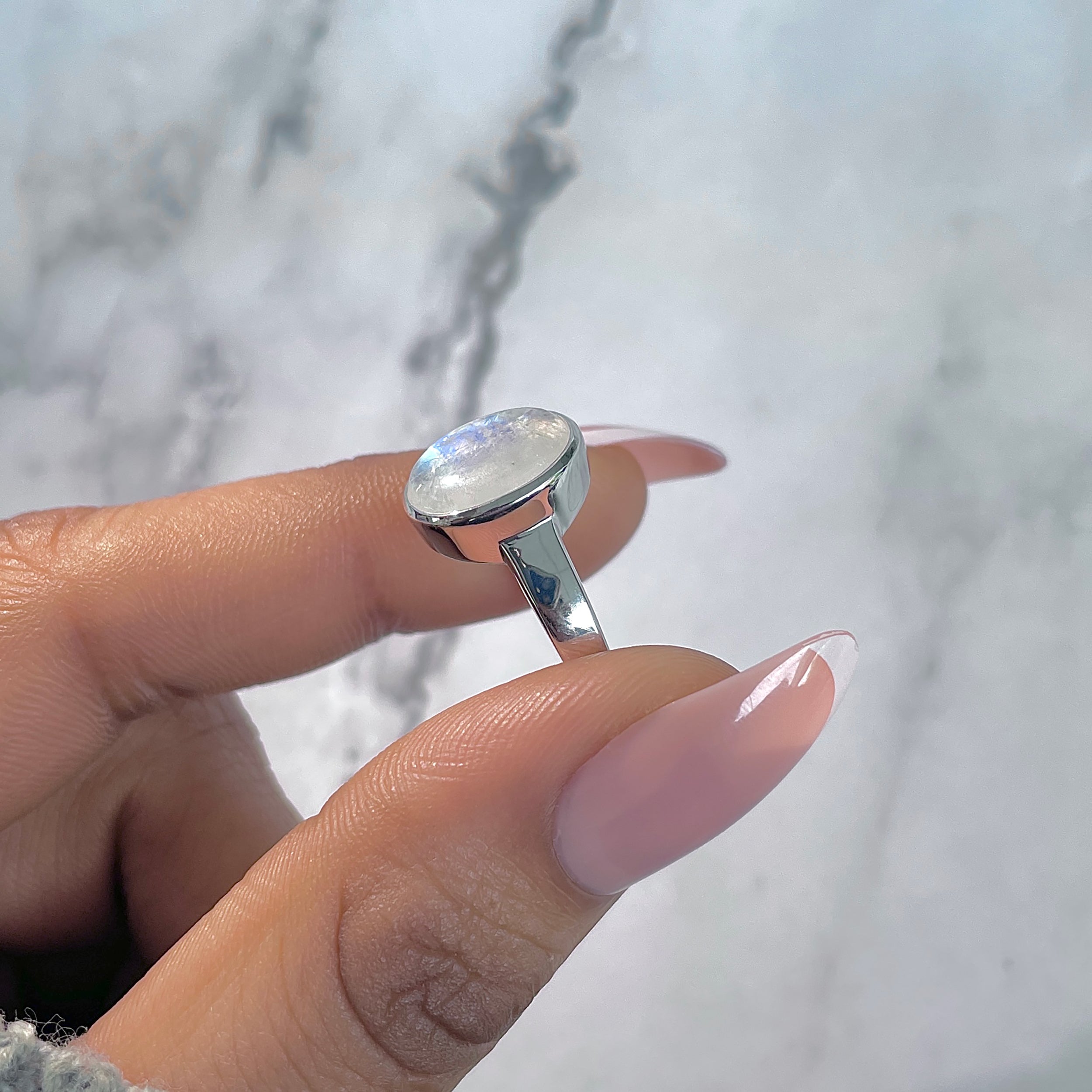 Moonstone Ring-(RBM-RDR-1880.)