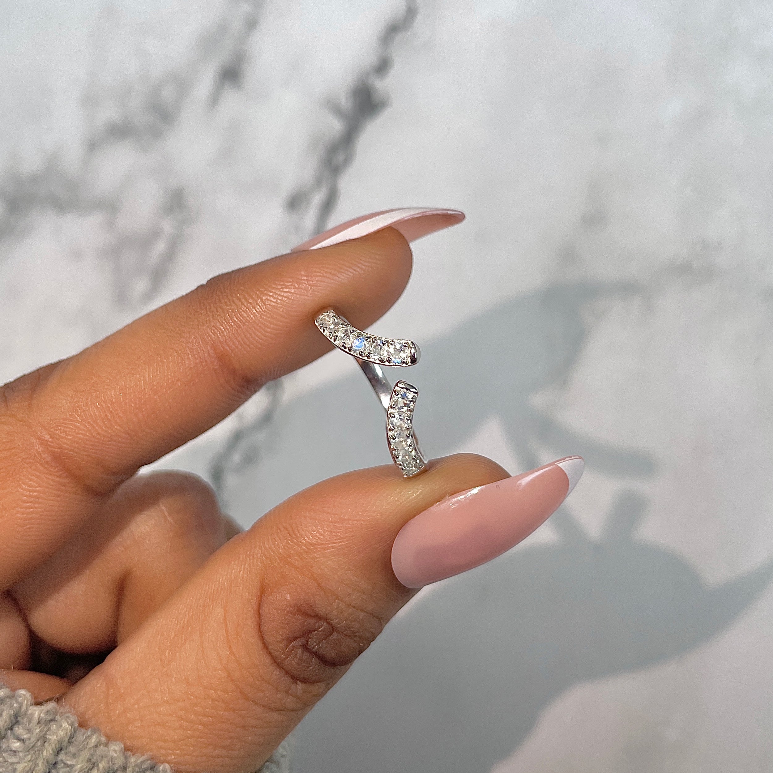 Moonstone Ring-(RBM-RDR-2525.)
