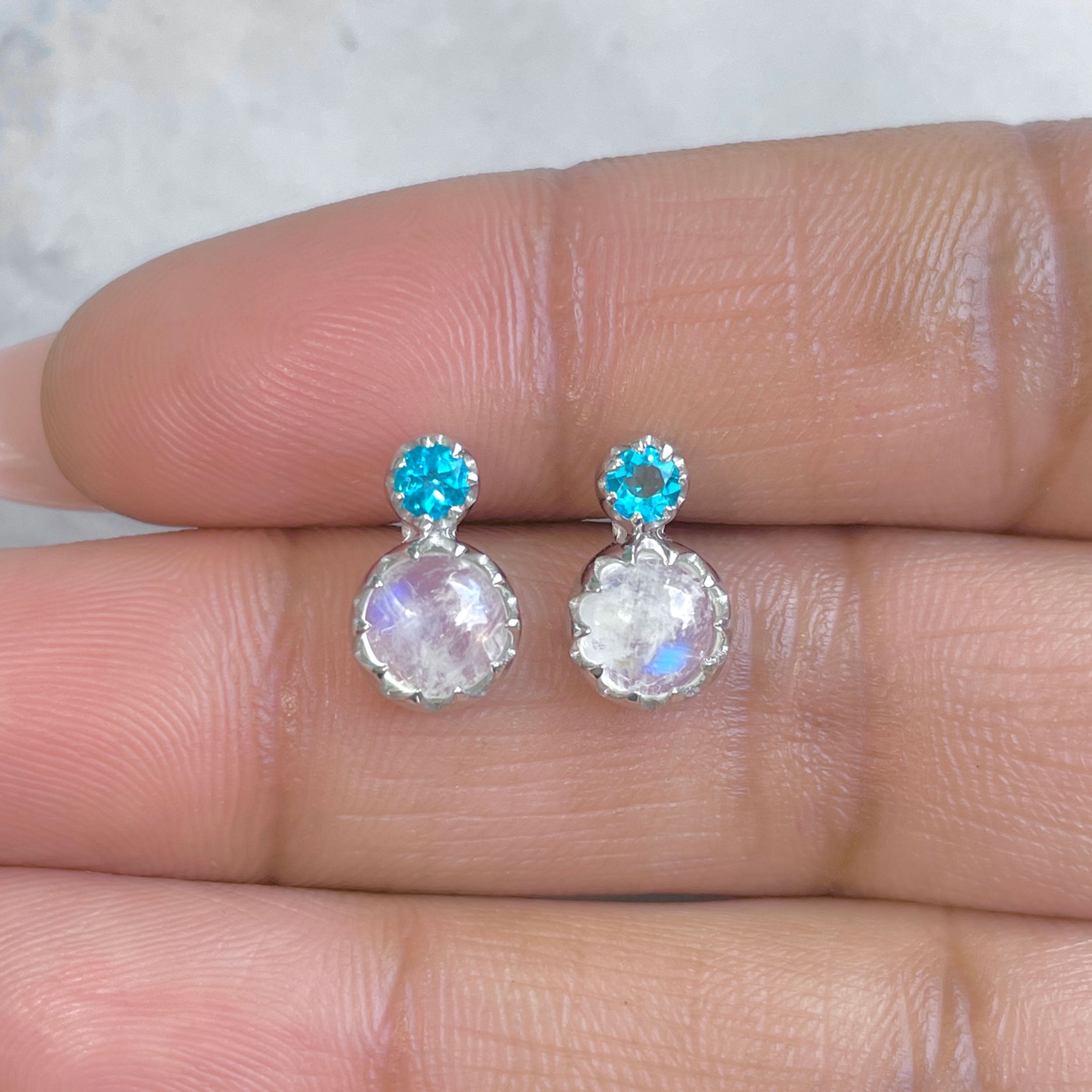 Moonstone Earring-(RBM-RE-10.)