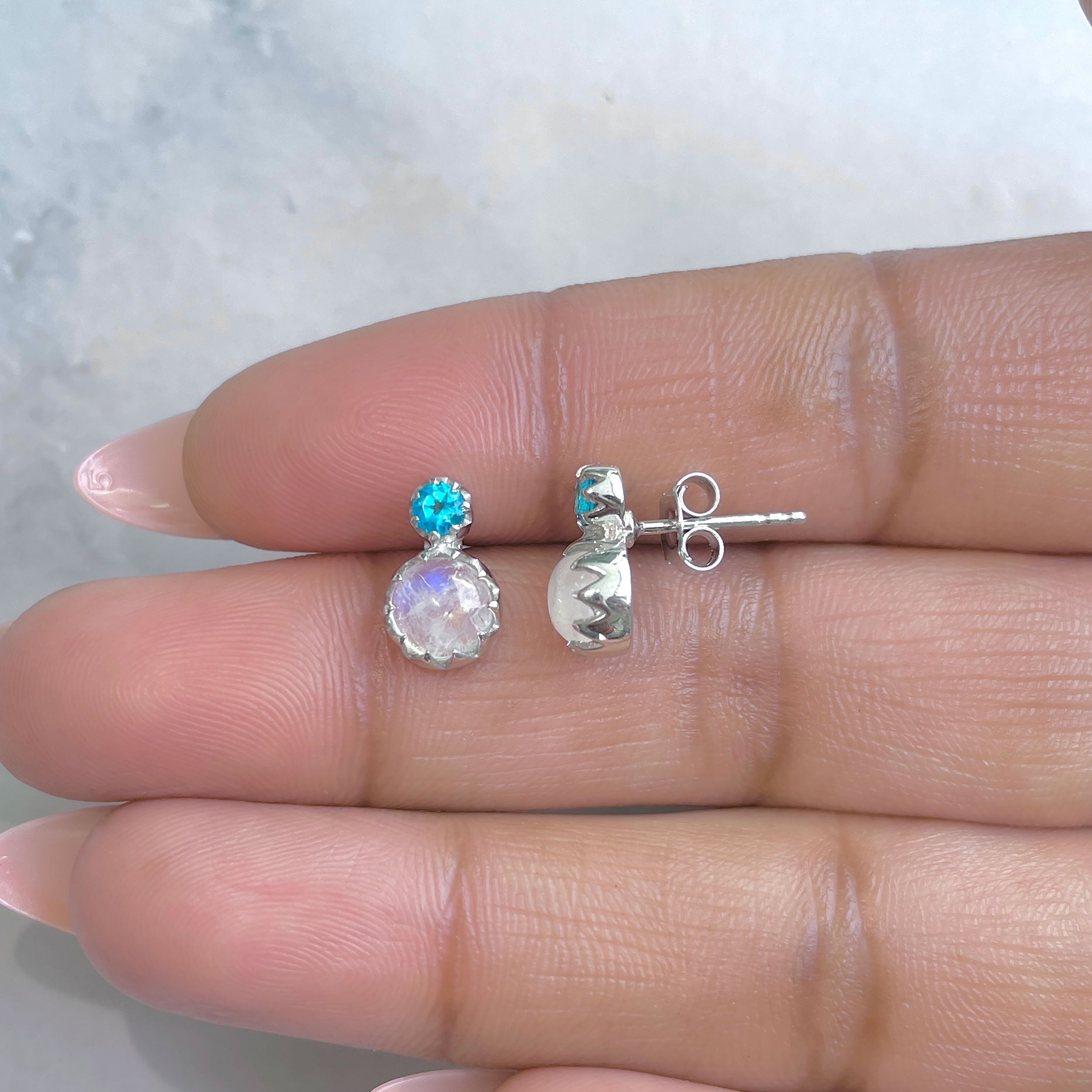 Moonstone Earring-(RBM-RE-10.)
