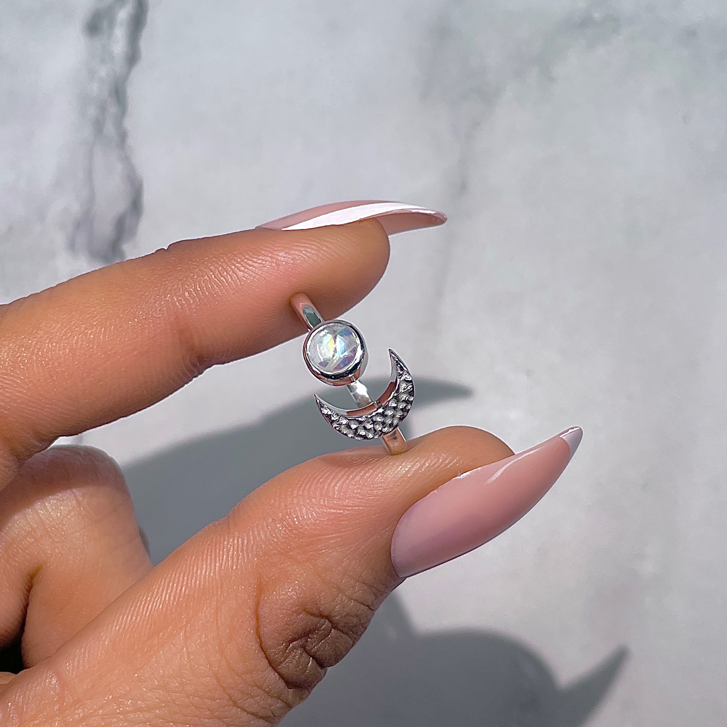 Moonstone Ring-(RBM-RR-12.)