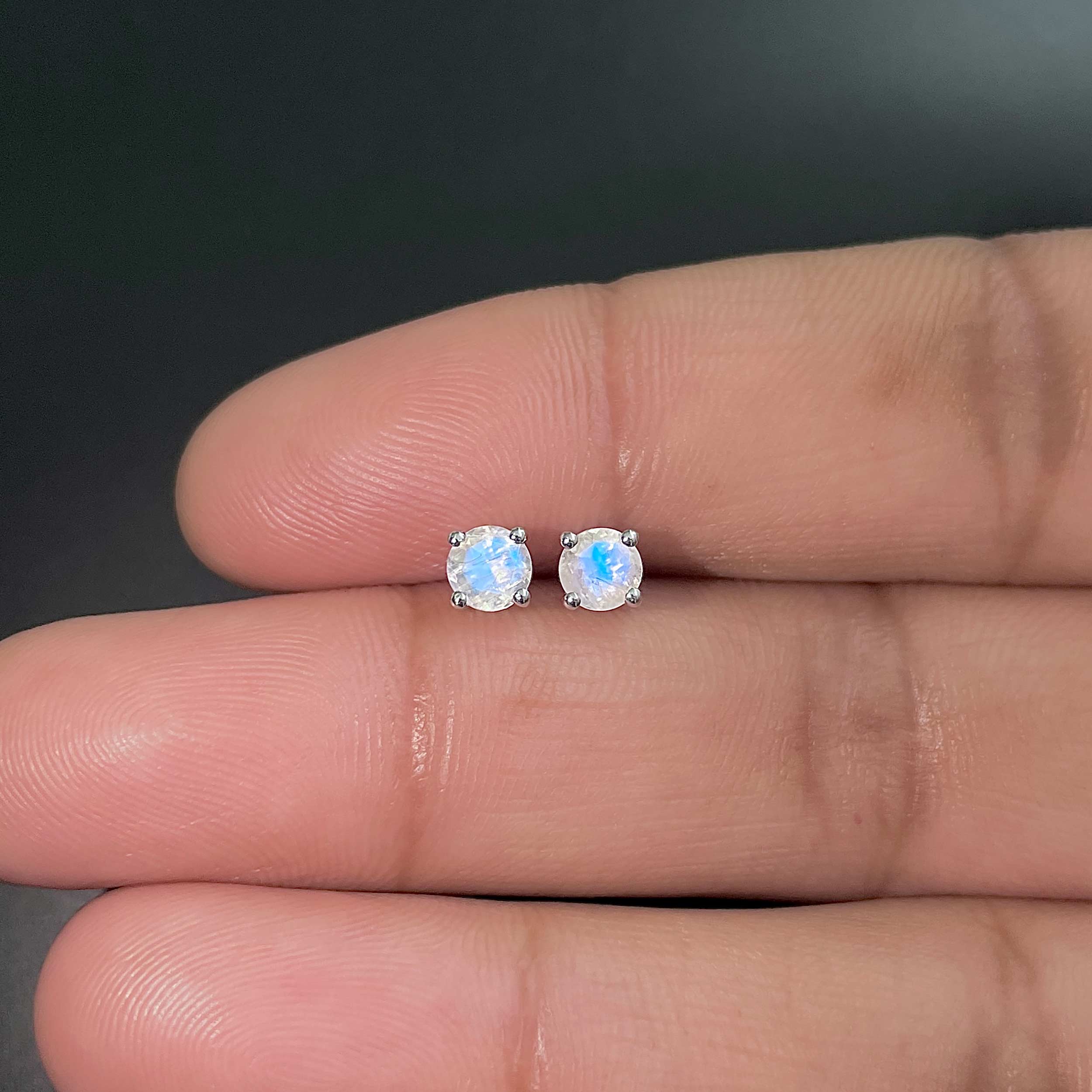 Moonstone Stud Earrings-(RBM-SE-1023.)
