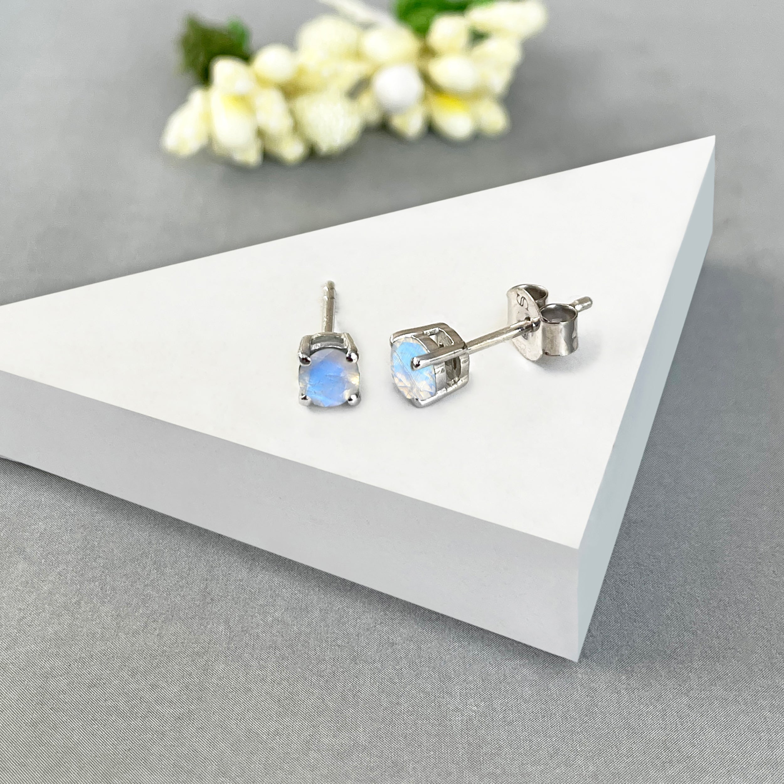 Moonstone Stud Earring-(RBM-SE-1023.)