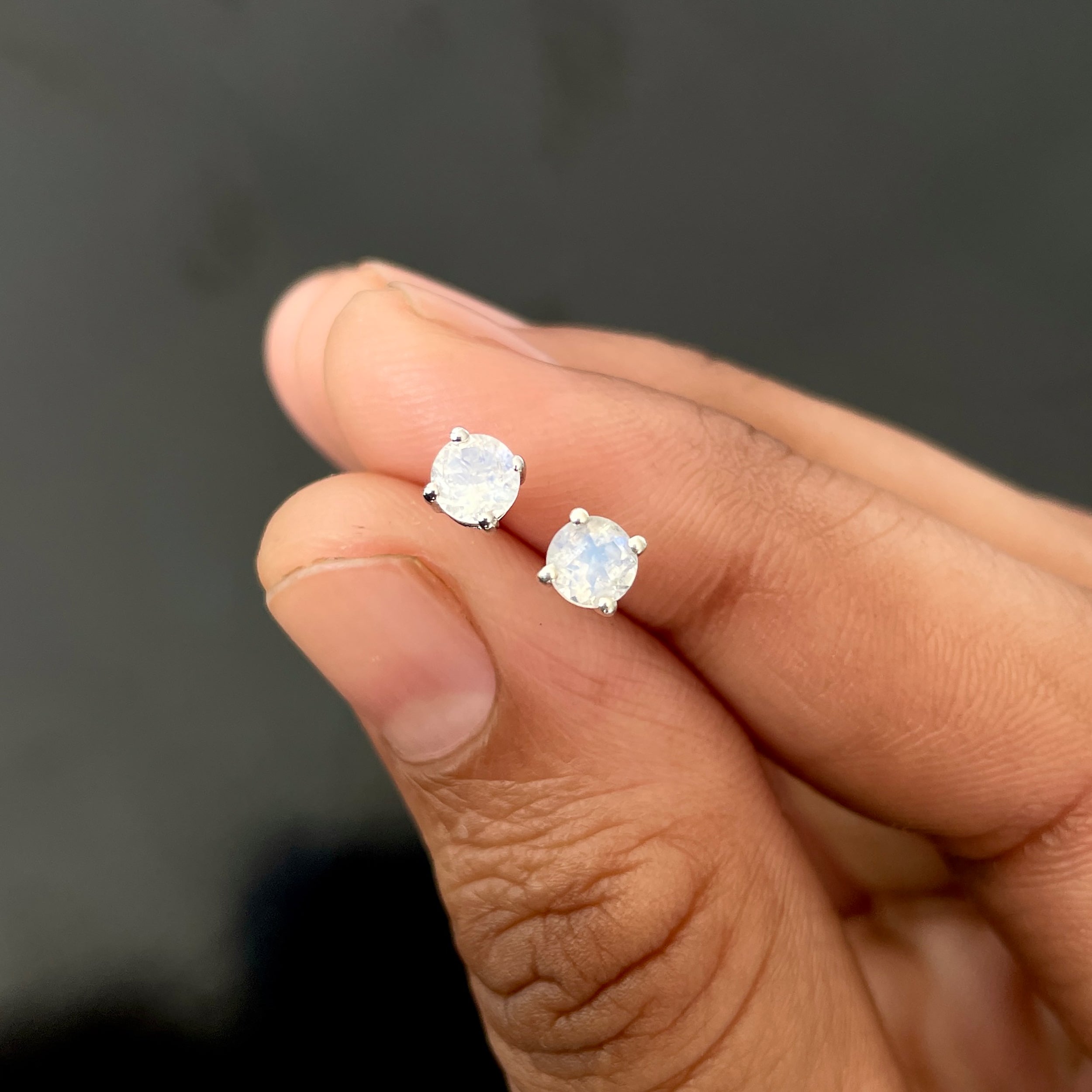 Moonstone Stud Earring-(RBM-SE-1023.)