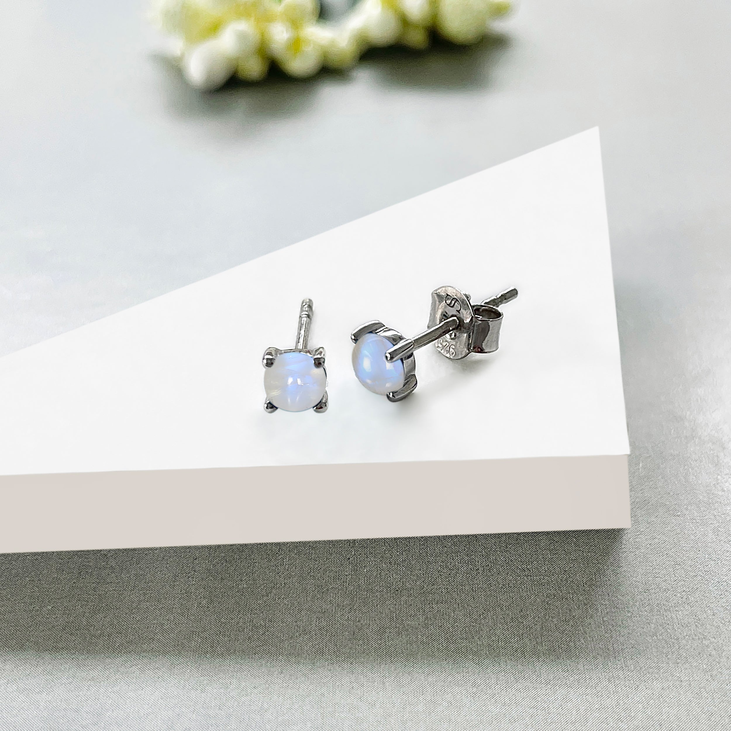 Moonstone Stud Earring-(RBM-SE-1068.)