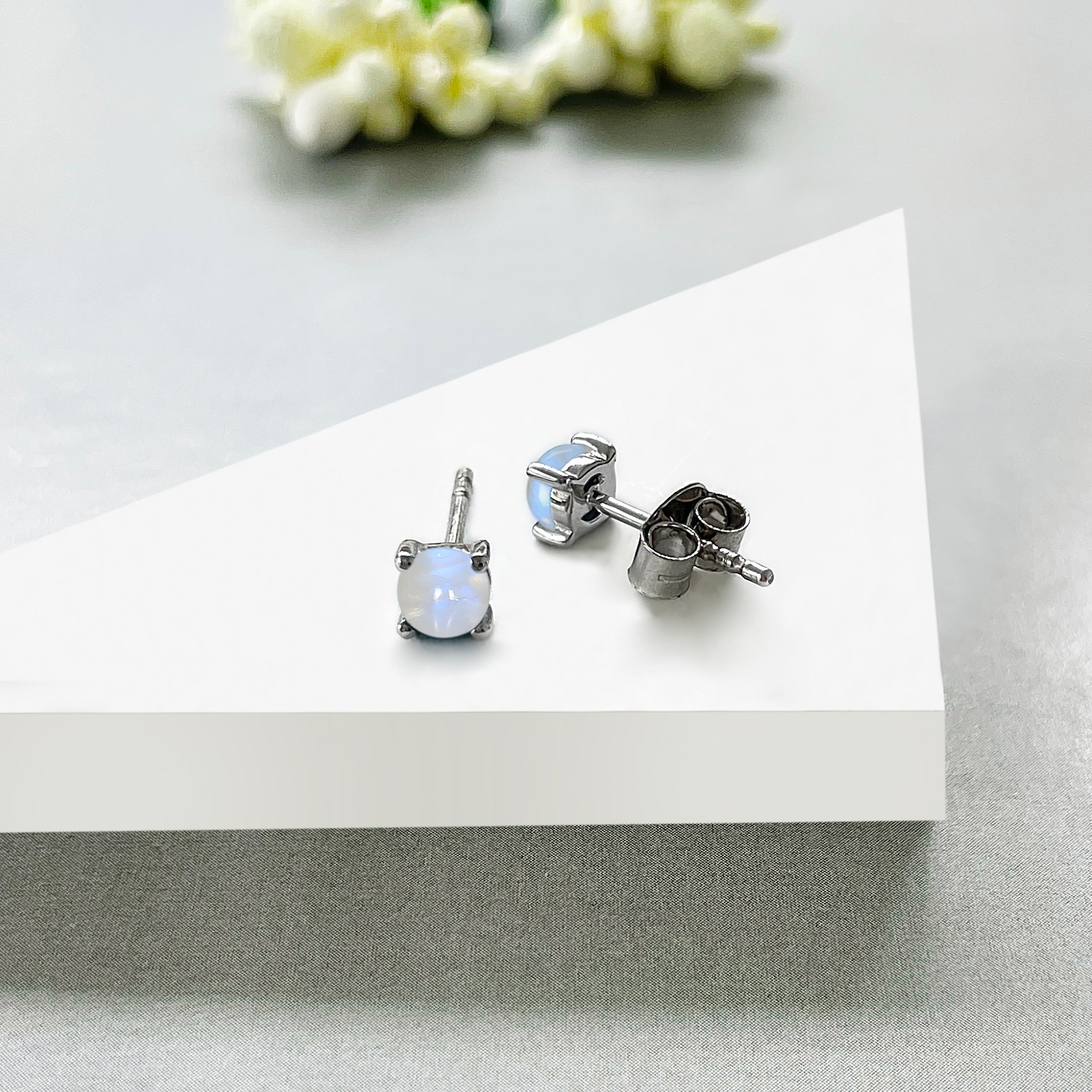 Moonstone Stud Earring-(RBM-SE-1068.)