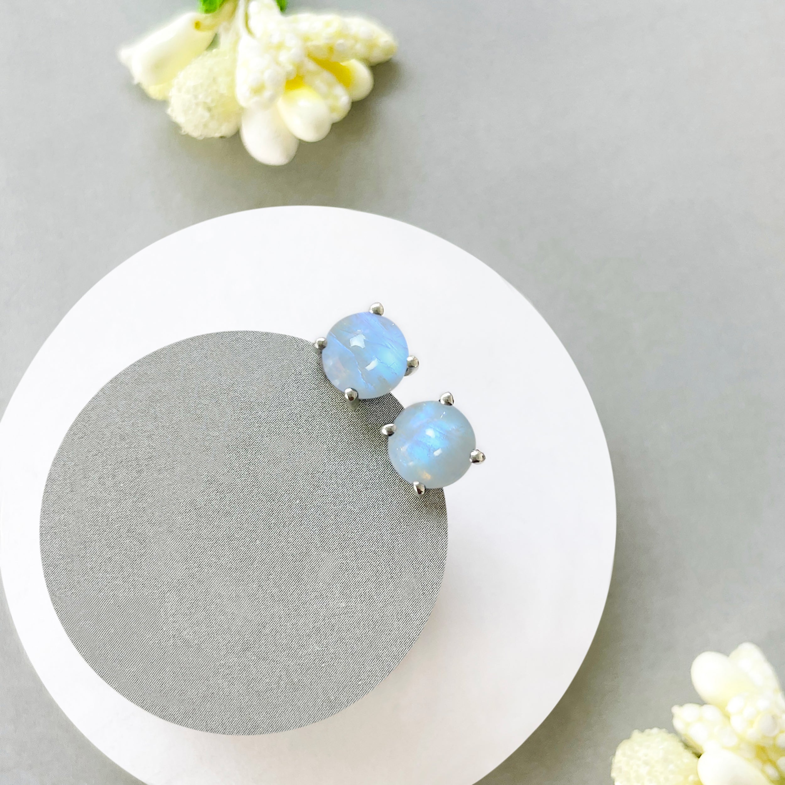 Moonstone Stud Earring-(RBM-SE-1069.)