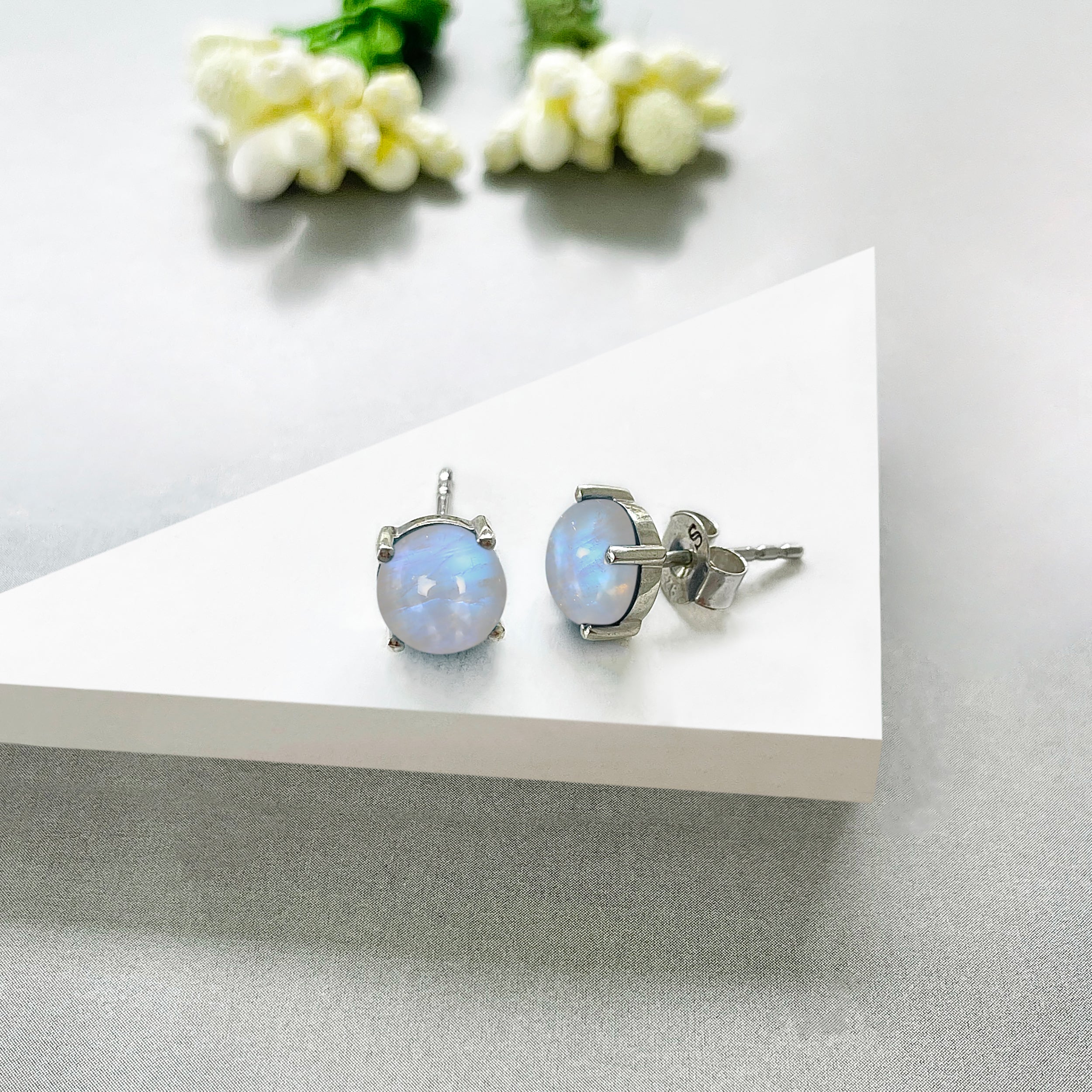 Moonstone Stud Earrings-(RBM-SE-1178.)