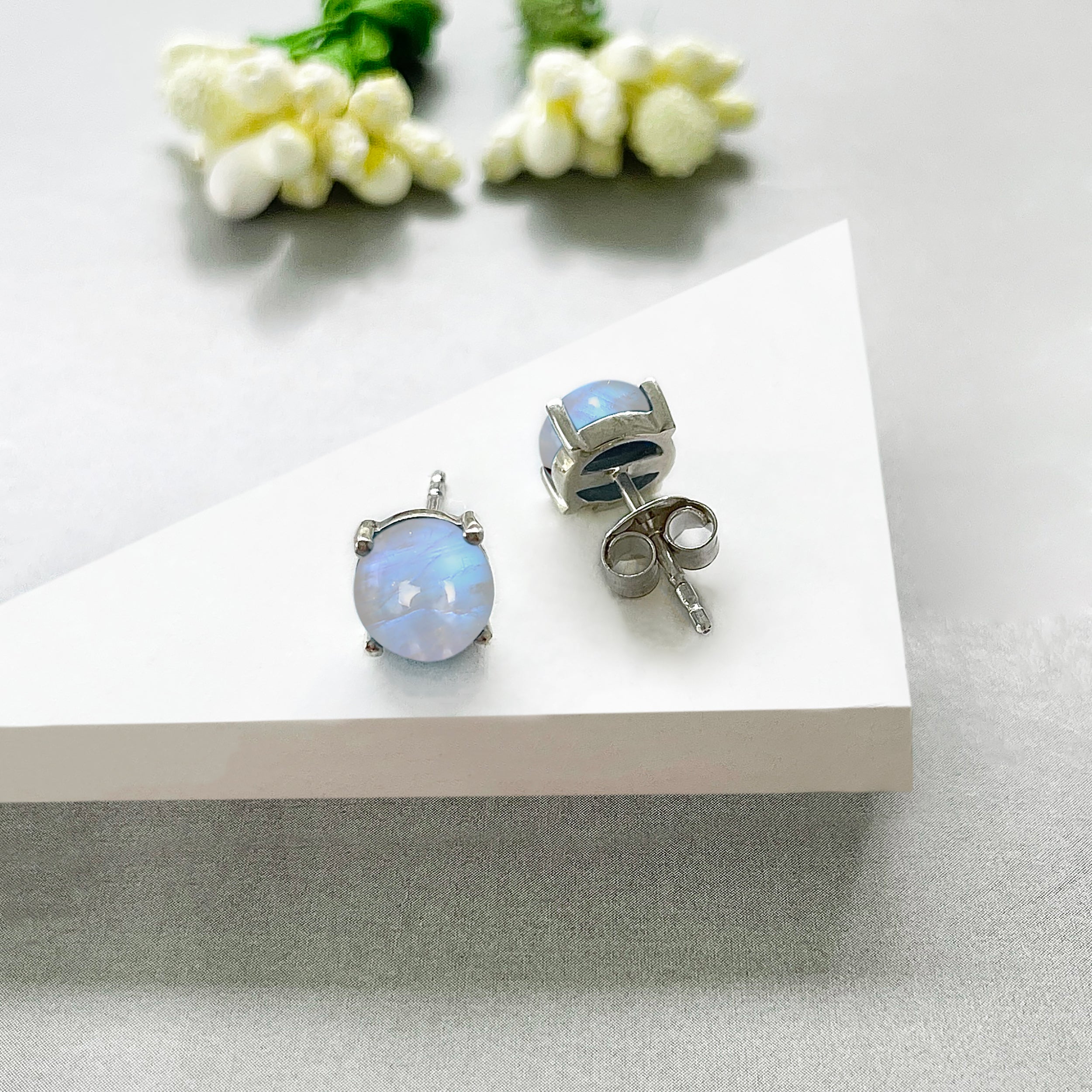 Moonstone Stud Earrings-(RBM-SE-1178.)