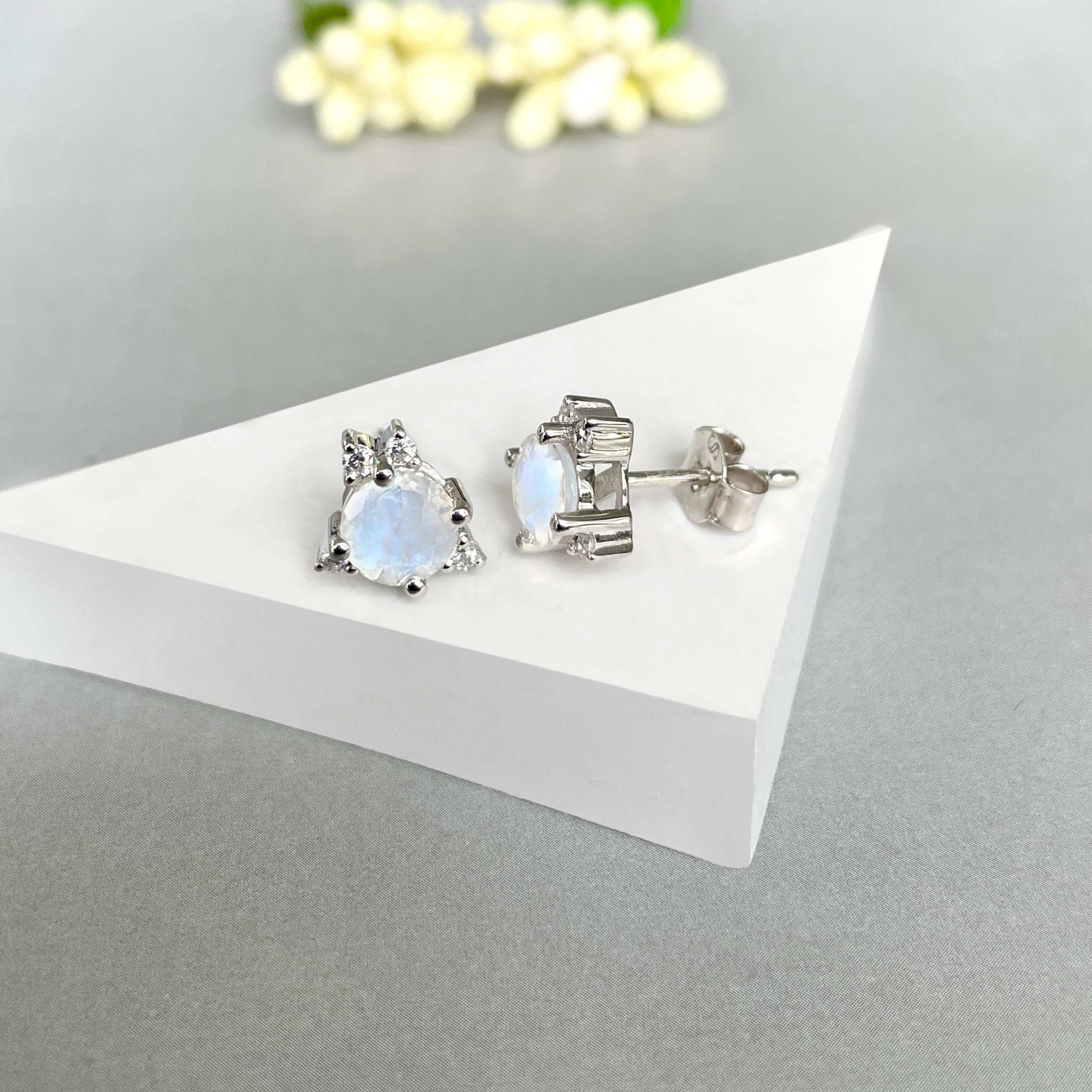 Moonstone Stud Earring-(RBM-SE-1260.)