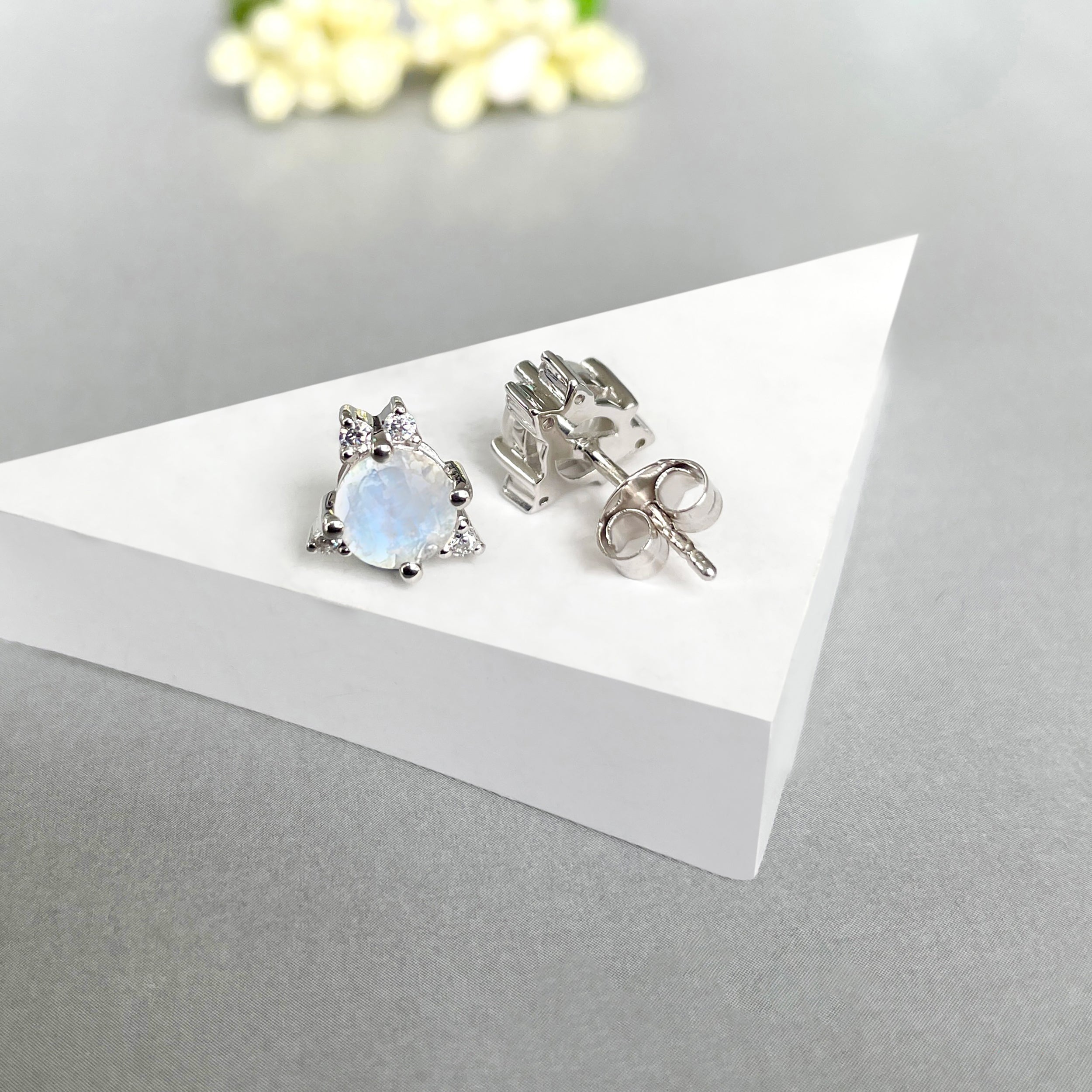 Moonstone Stud Earring-(RBM-SE-1260.)