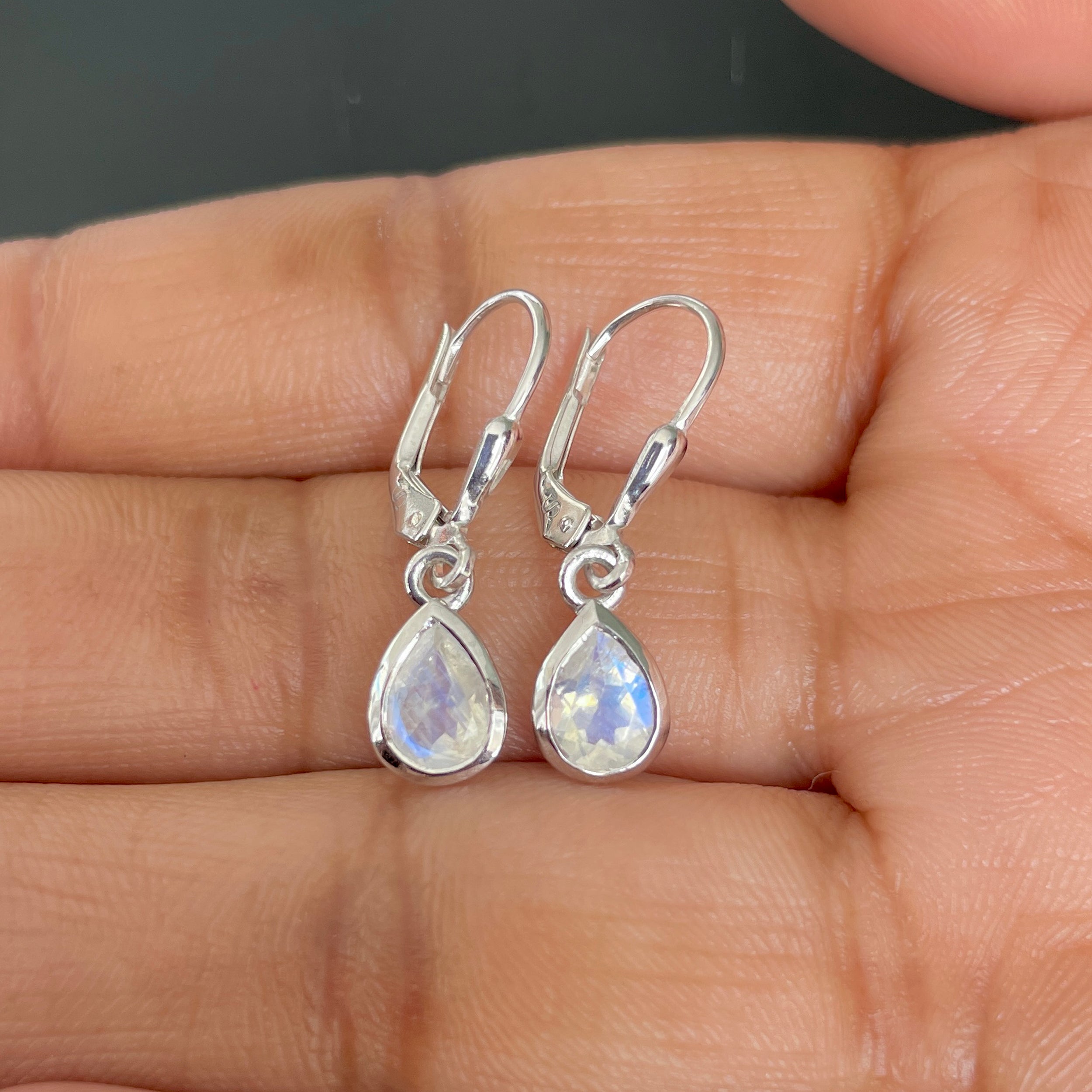 Moonstone Leverback Earring-(RBM-SE-1317.)
