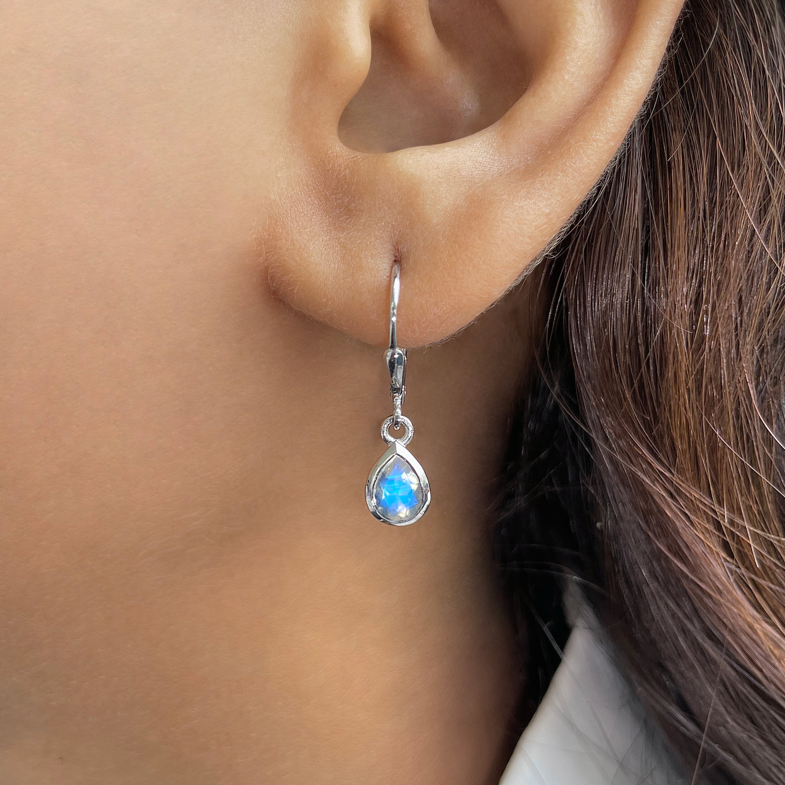 Moonstone Leverback Earrings-(RBM-SE-1317.)