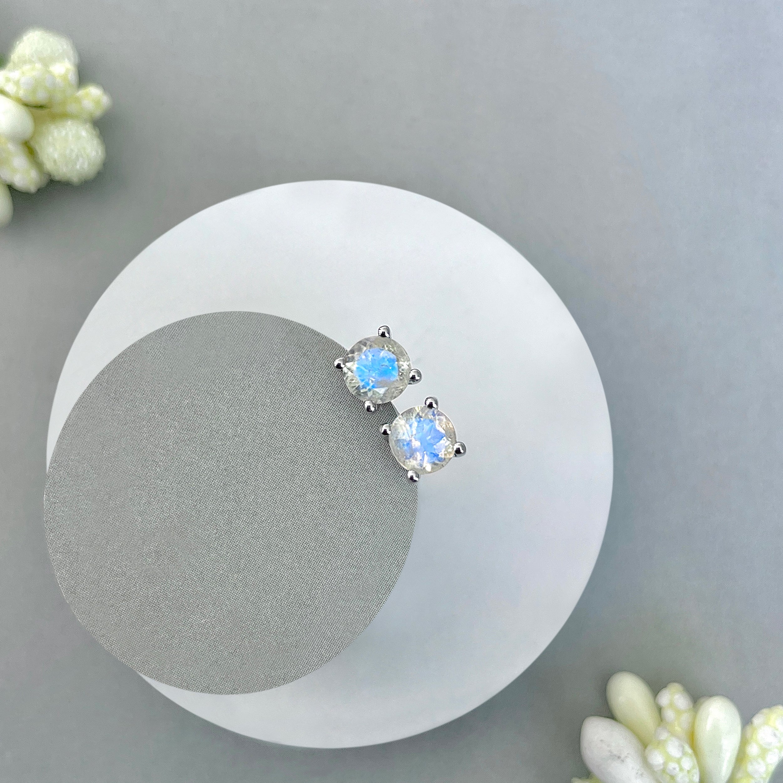 Moonstone Stud Earring-(RBM-SE-1321.)