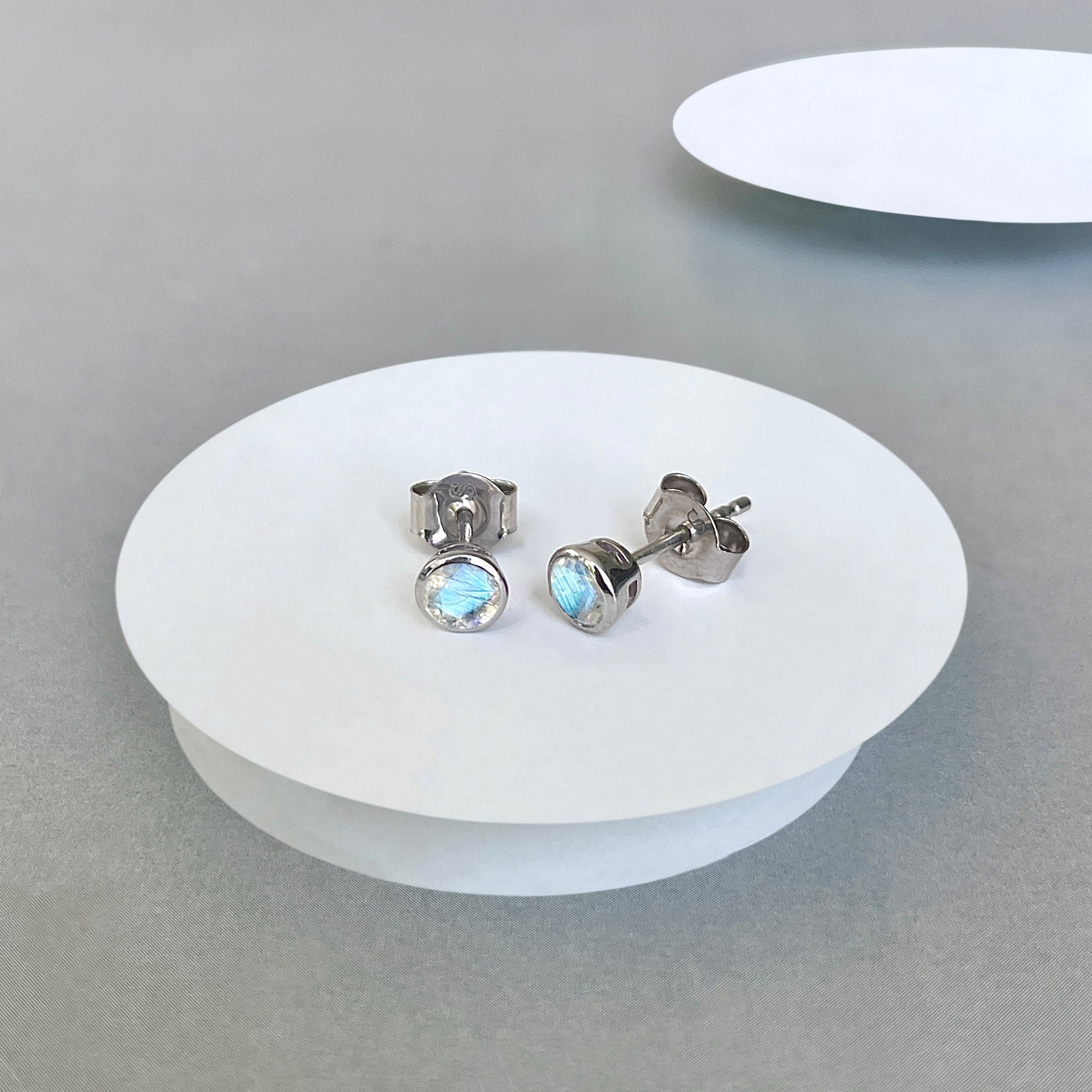 Moonstone Stud Earring-(RBM-SE-1375.)