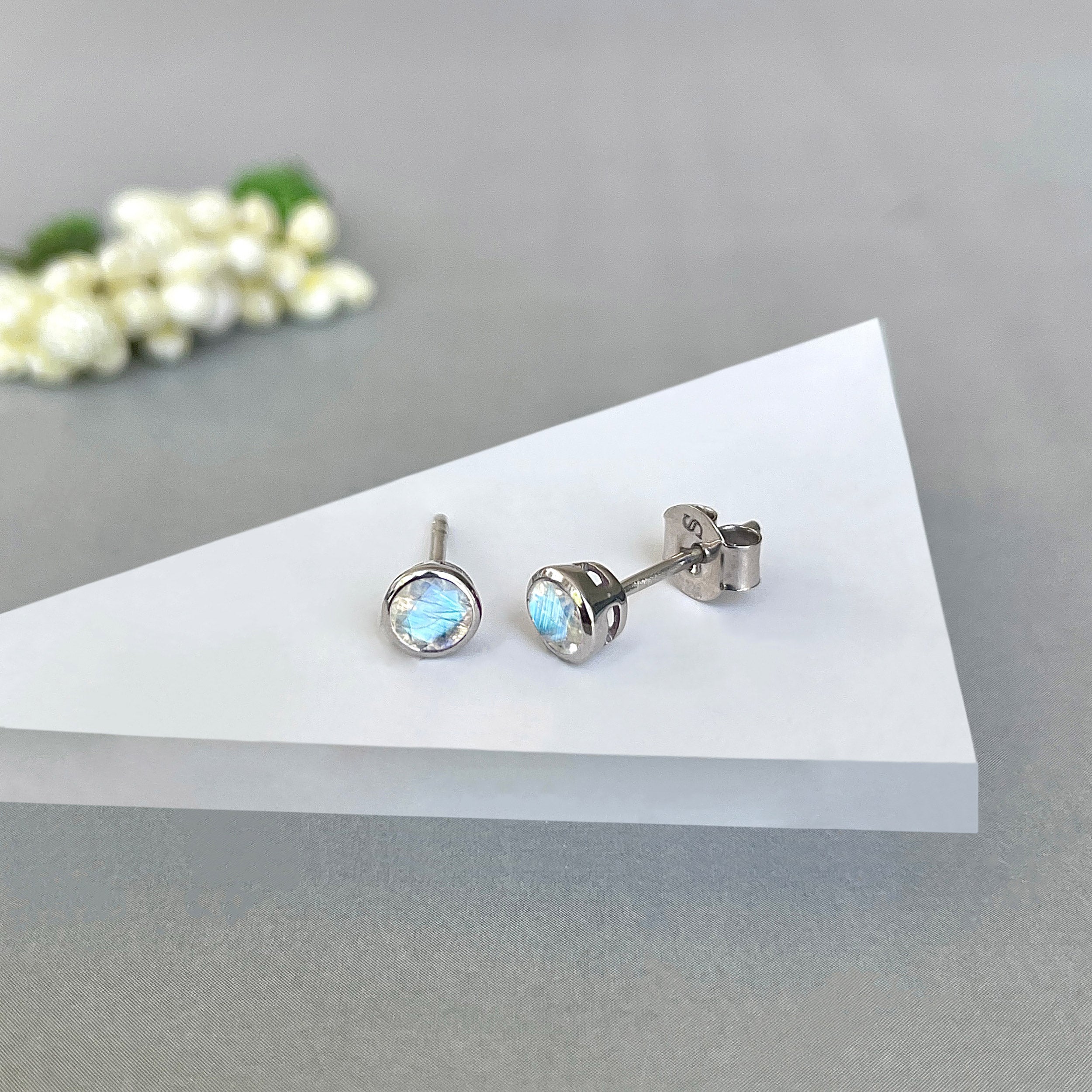 Moonstone Stud Earring-(RBM-SE-1375.)