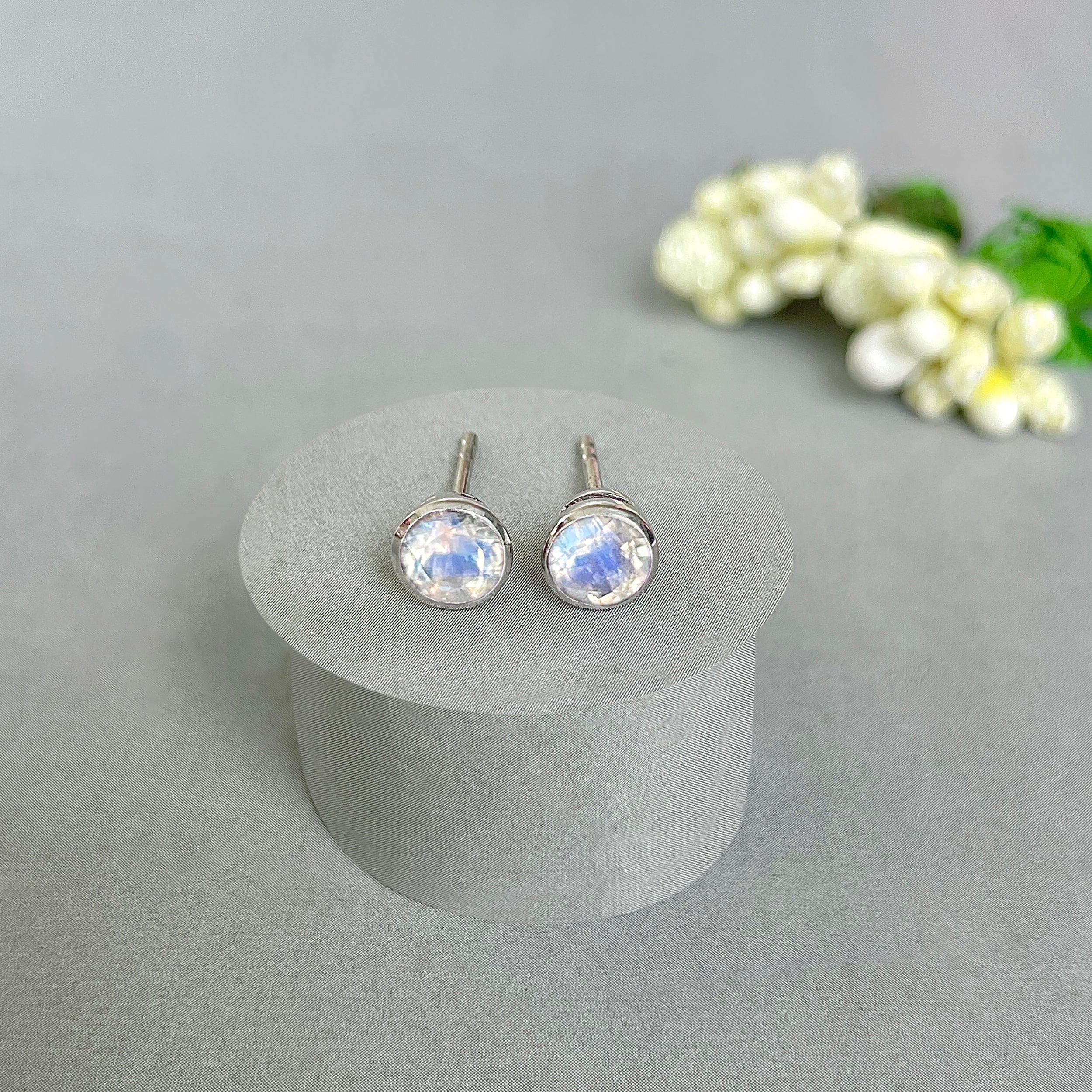 Moonstone Stud Earring-(RBM-SE-1425.)