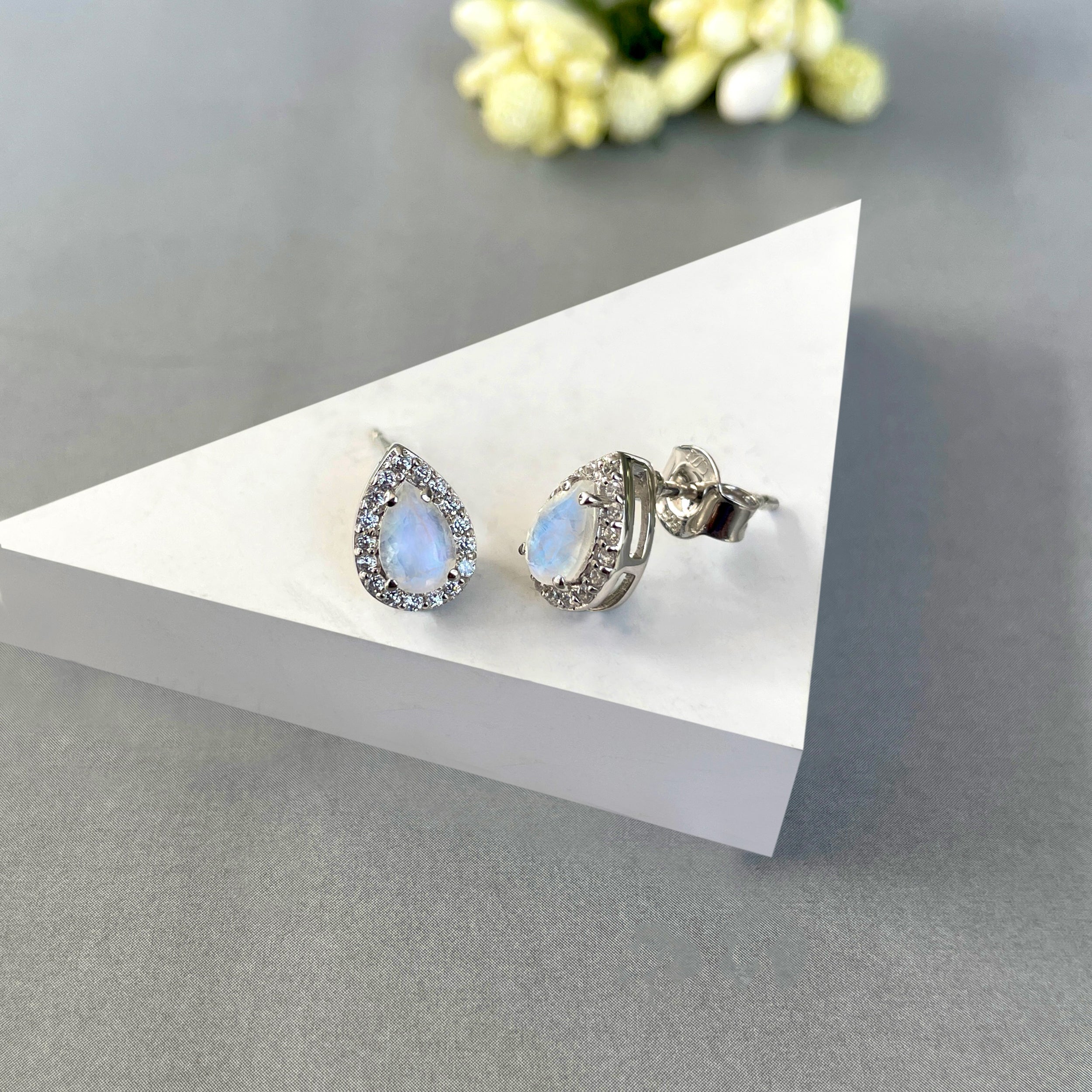 Moonstone Stud Earrings-(RBM-SE-52W.)