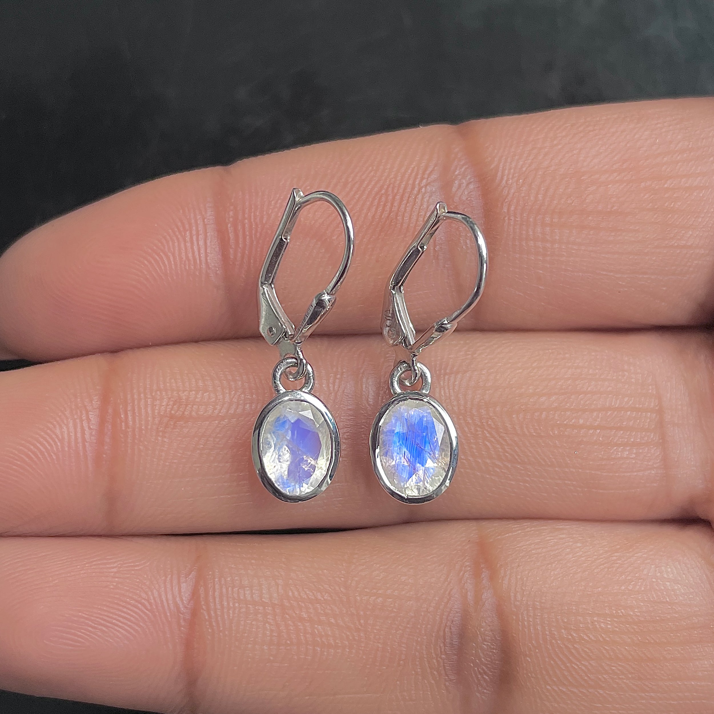 Moonstone Leverback Earring-(RBM-SE-547.)