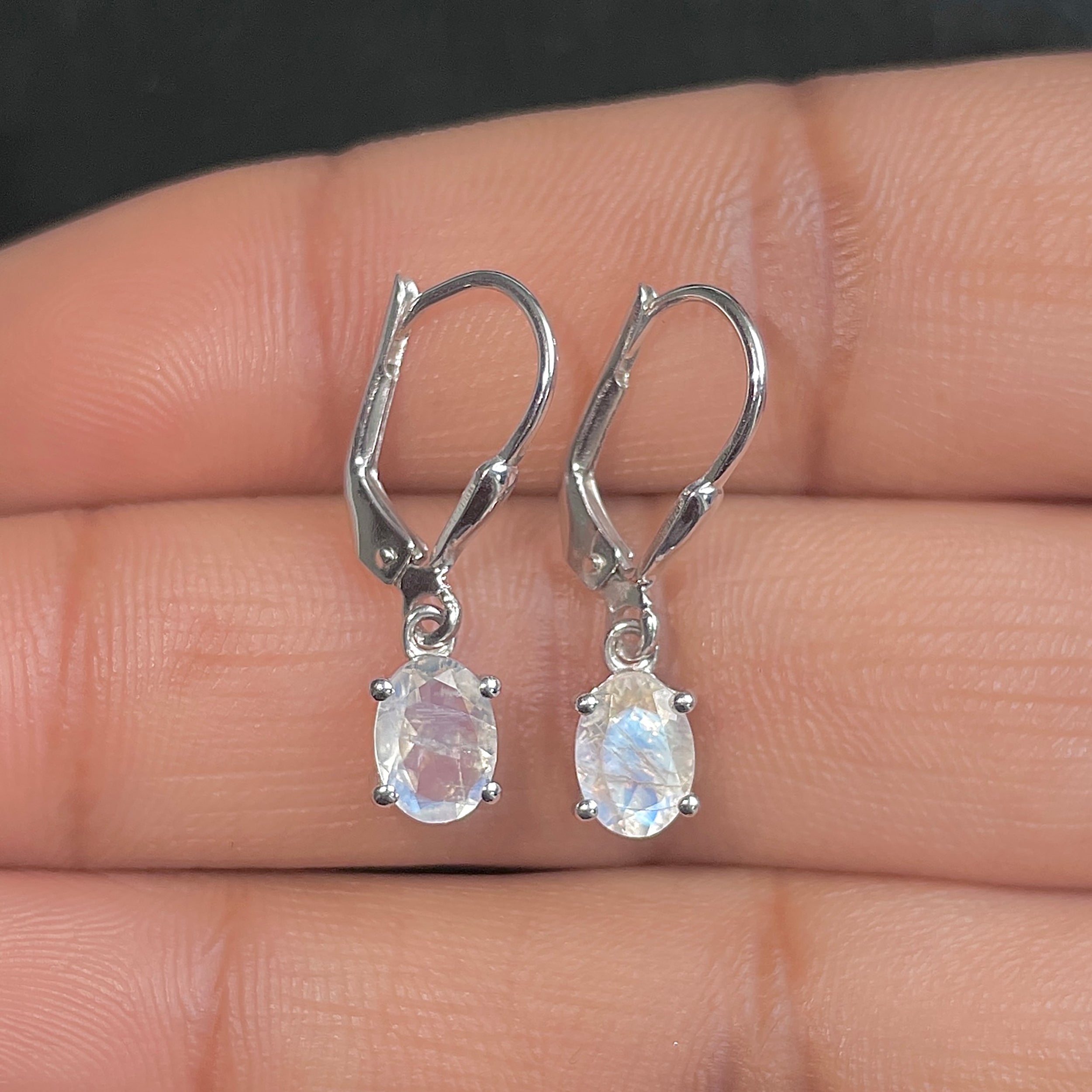 Moonstone Leverback Earrings-(RBM-SE-670.)