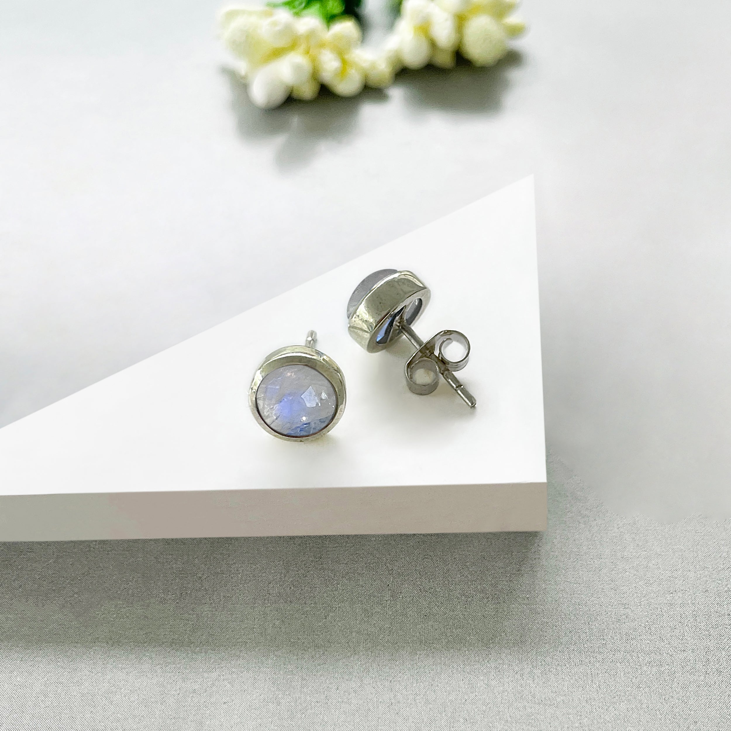 Moonstone Stud Earrings-(RBM-SE-724.)