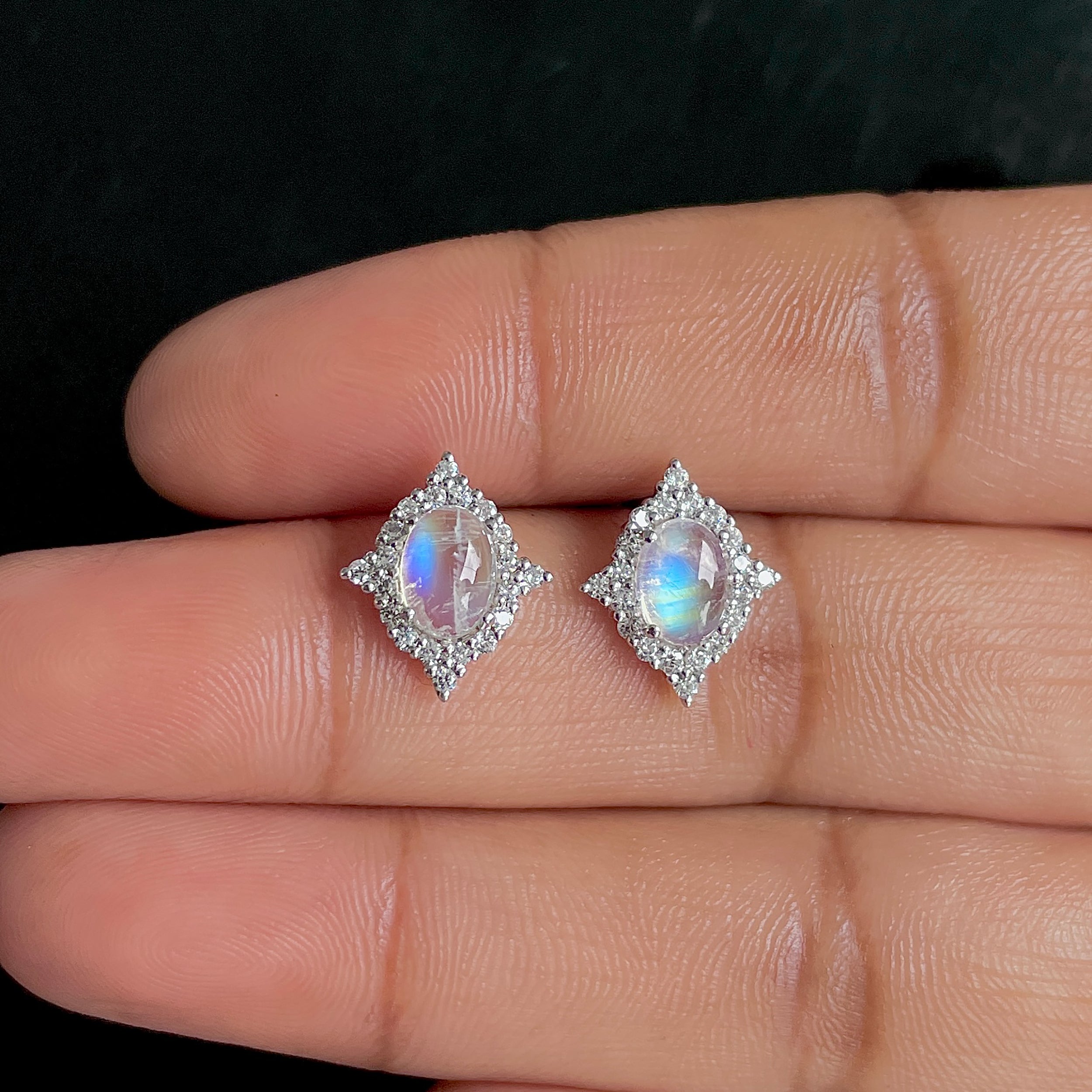 Moonstone Stud Earrings-(RBM-SE-849.)
