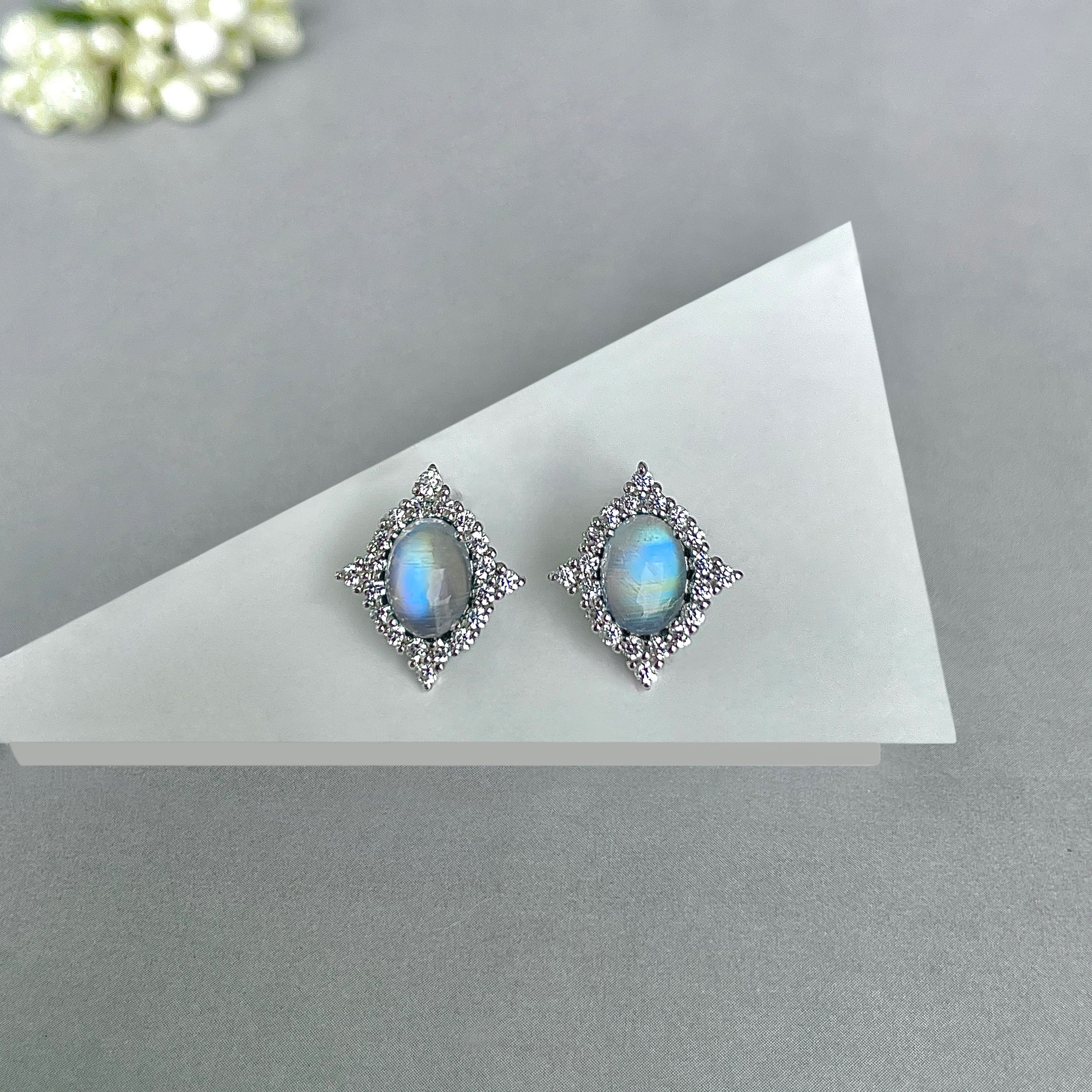 Moonstone Stud Earrings-(RBM-SE-849.)