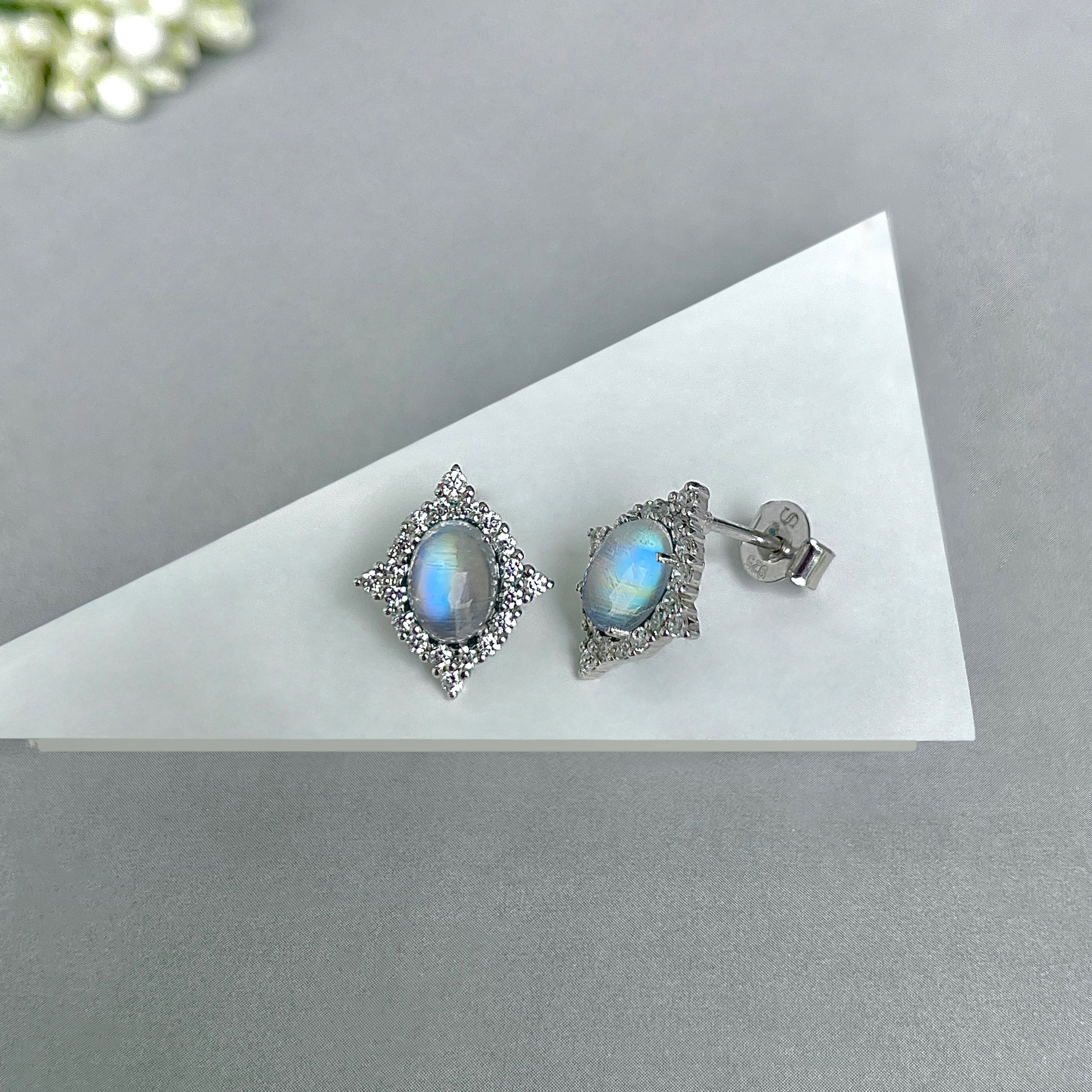Moonstone Stud Earrings-(RBM-SE-849.)