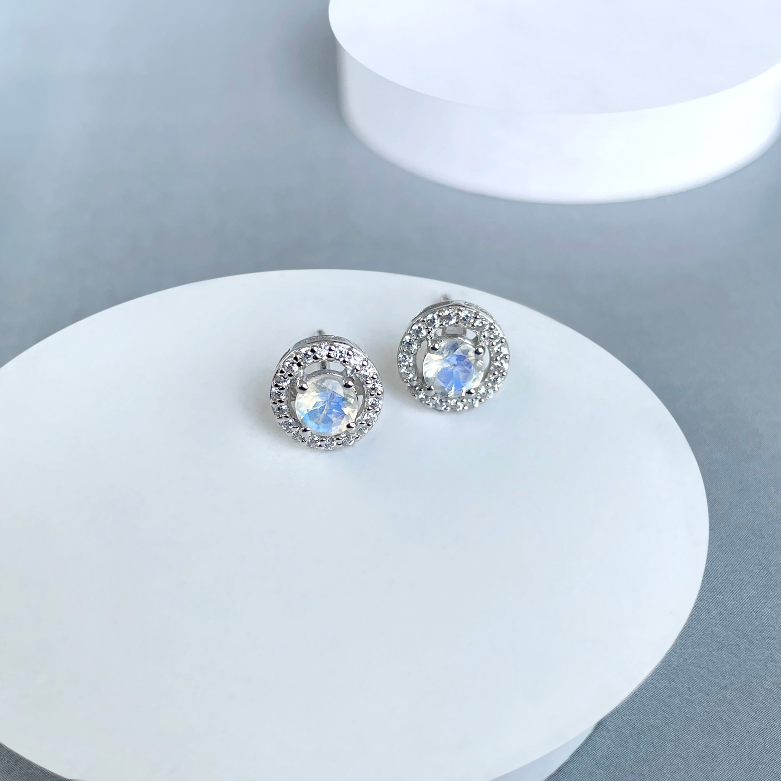 Moonstone Stud Earring-(RBM-SE-985.)