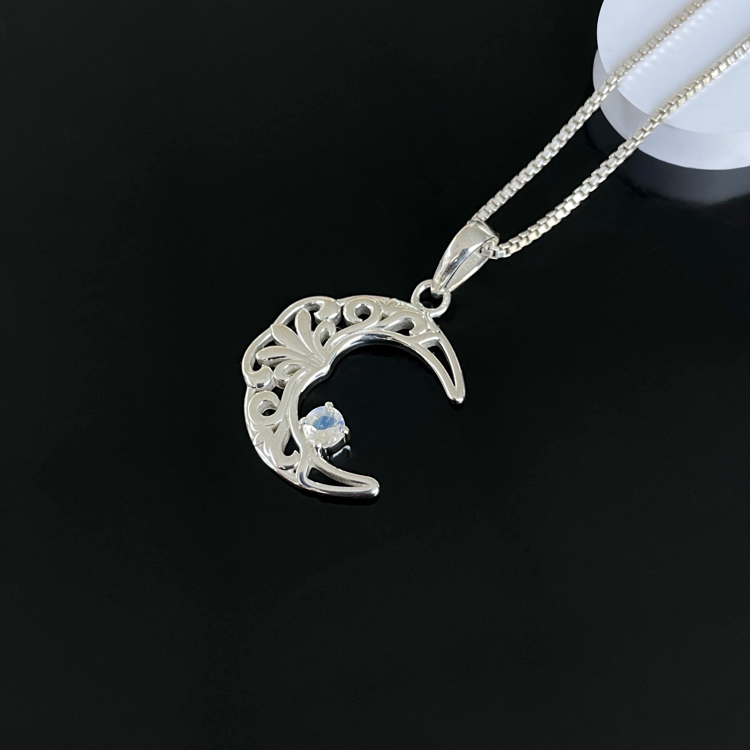 Moonstone crescent Moon Pendant-(RBM-SN-150.)