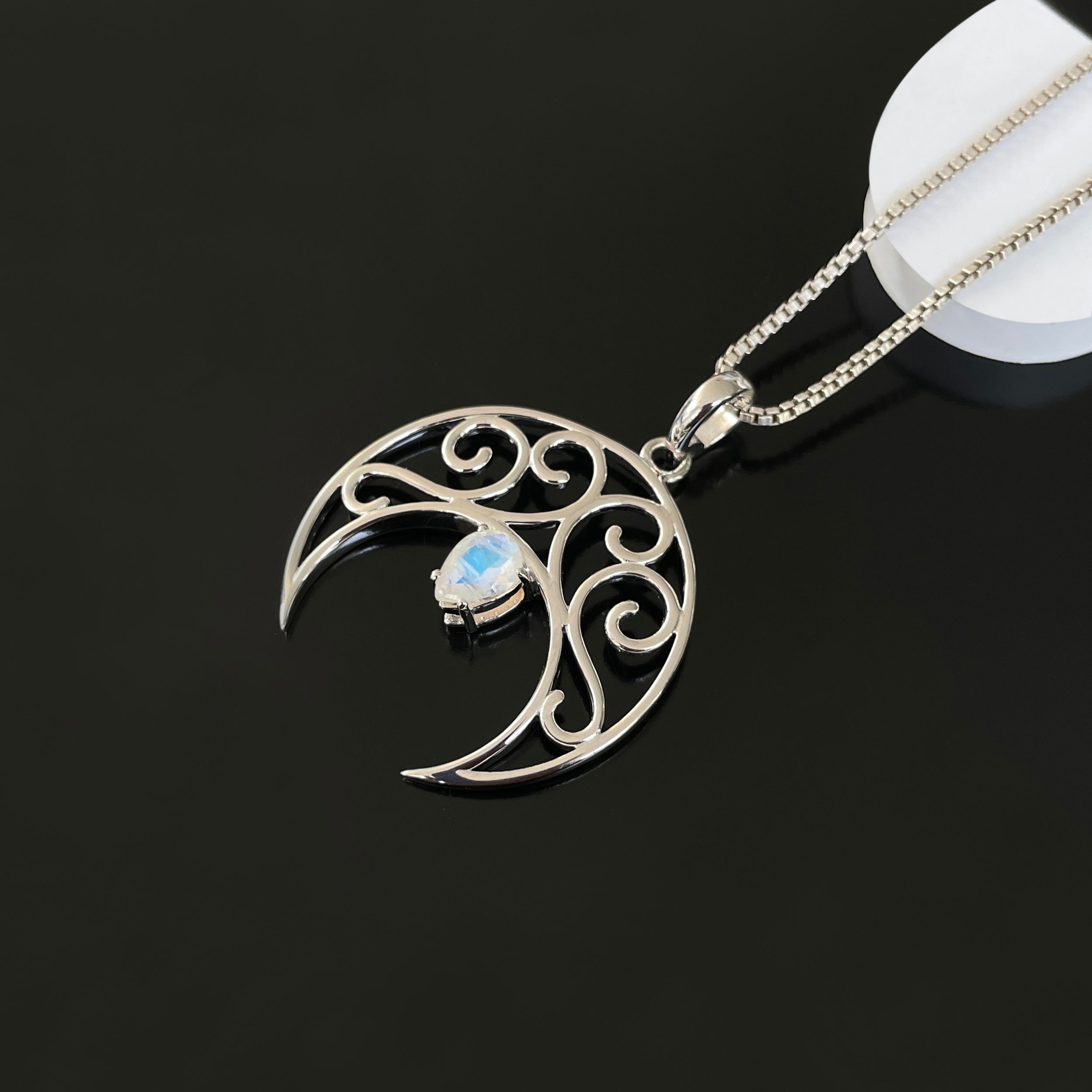 Moonstone Pendant-(RBM-SN-181.)