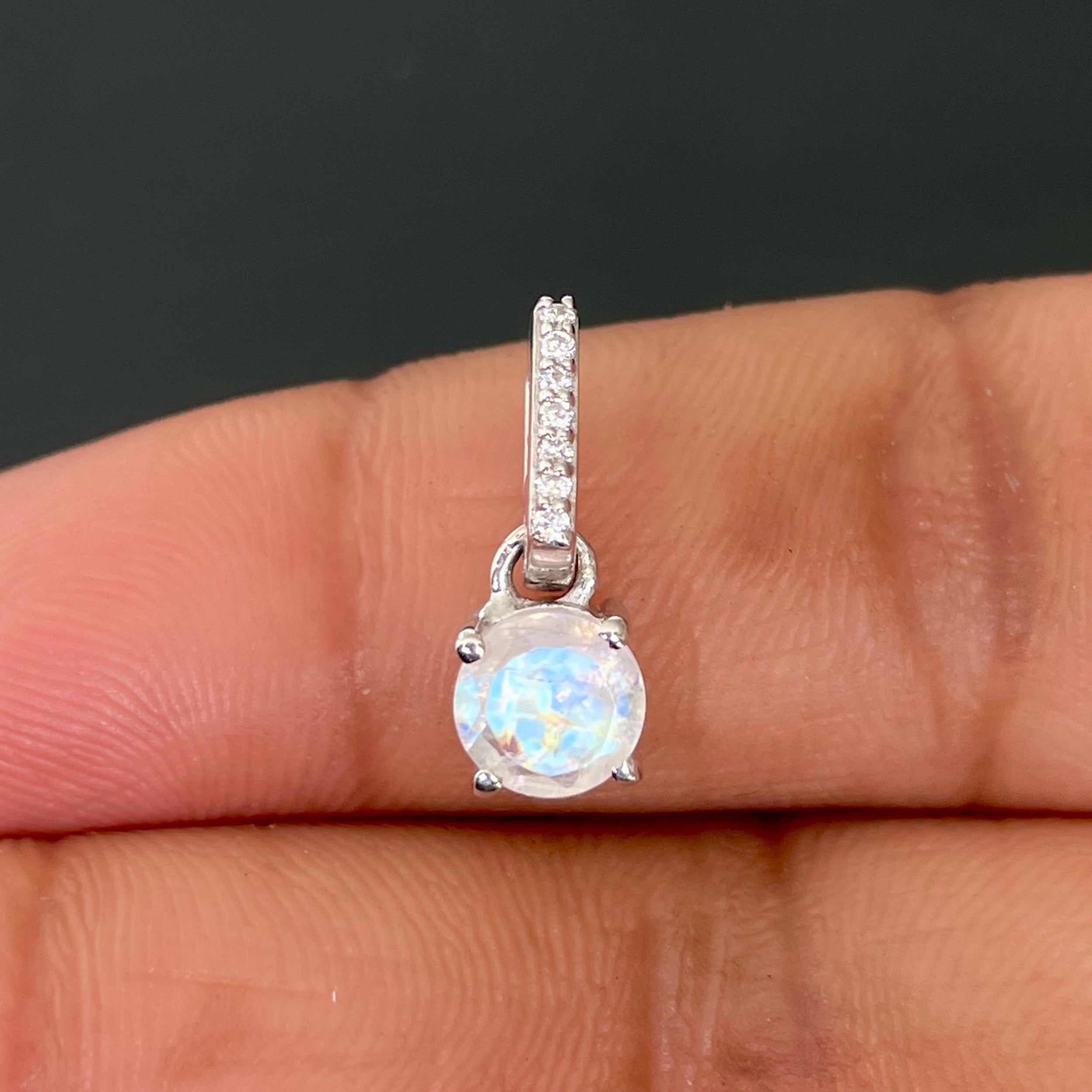 Moonstone Pendant-(RBM-SP-549.)