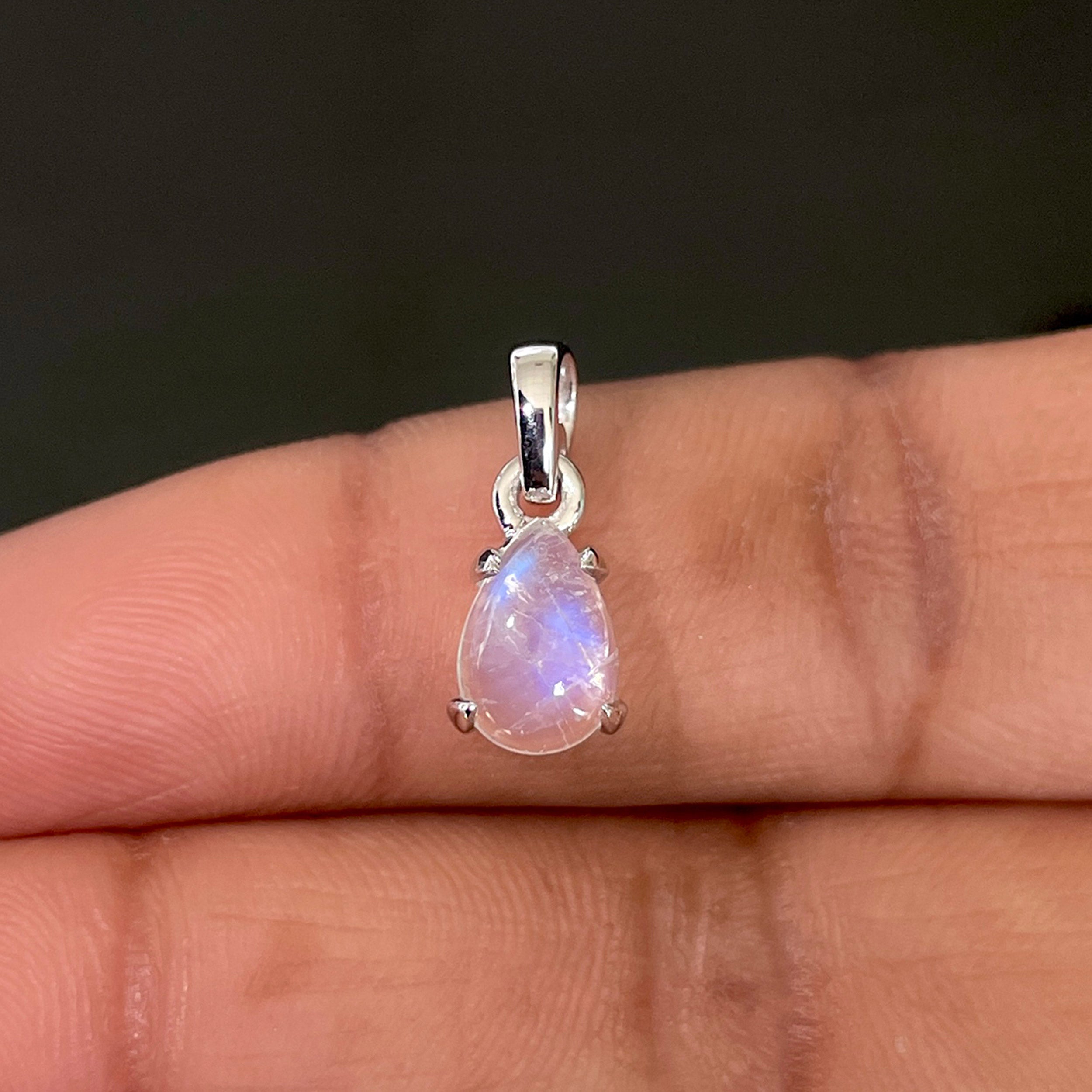 Moonstone Pendant-(RBM-SP-552.)