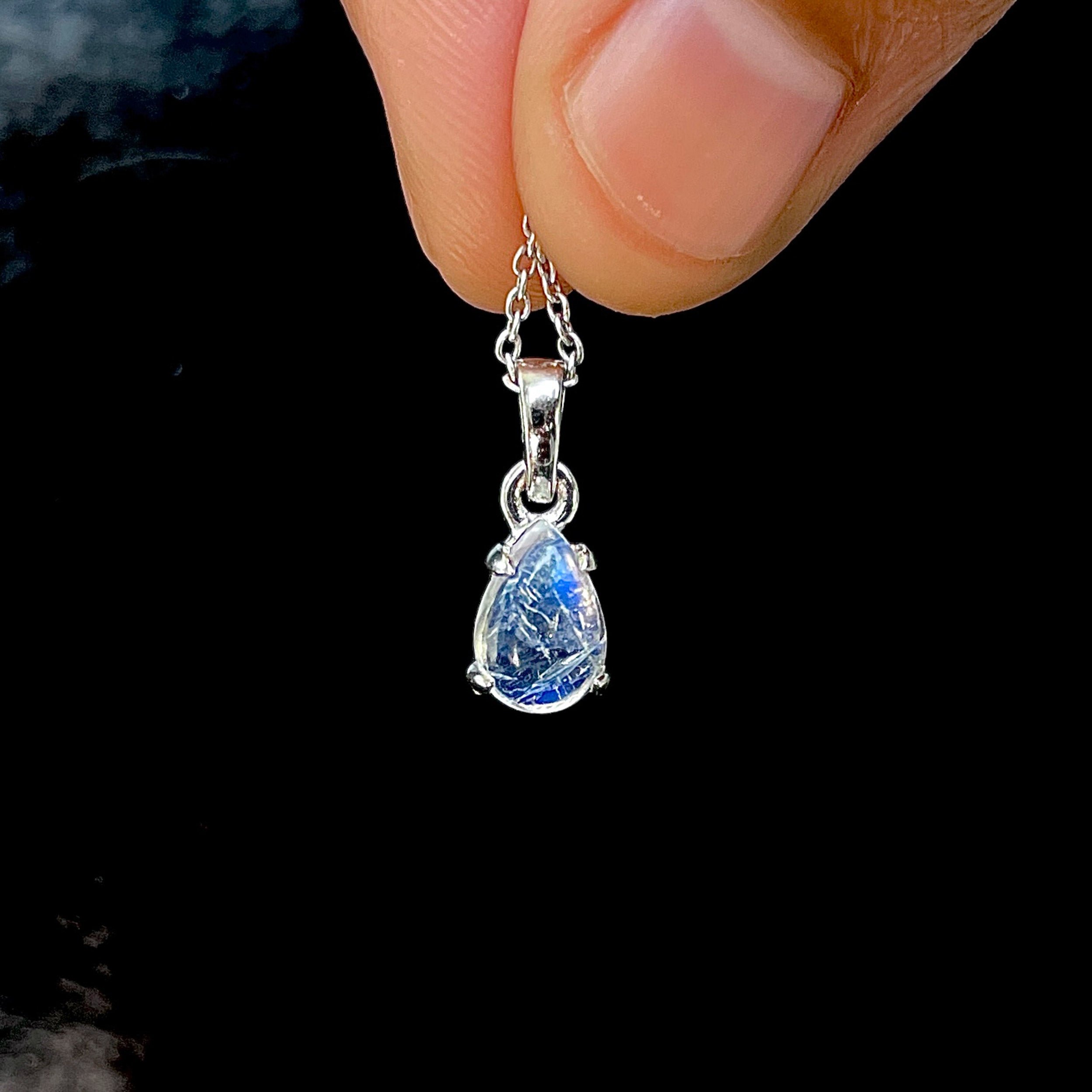 Moonstone Pendant-(RBM-SP-552.)