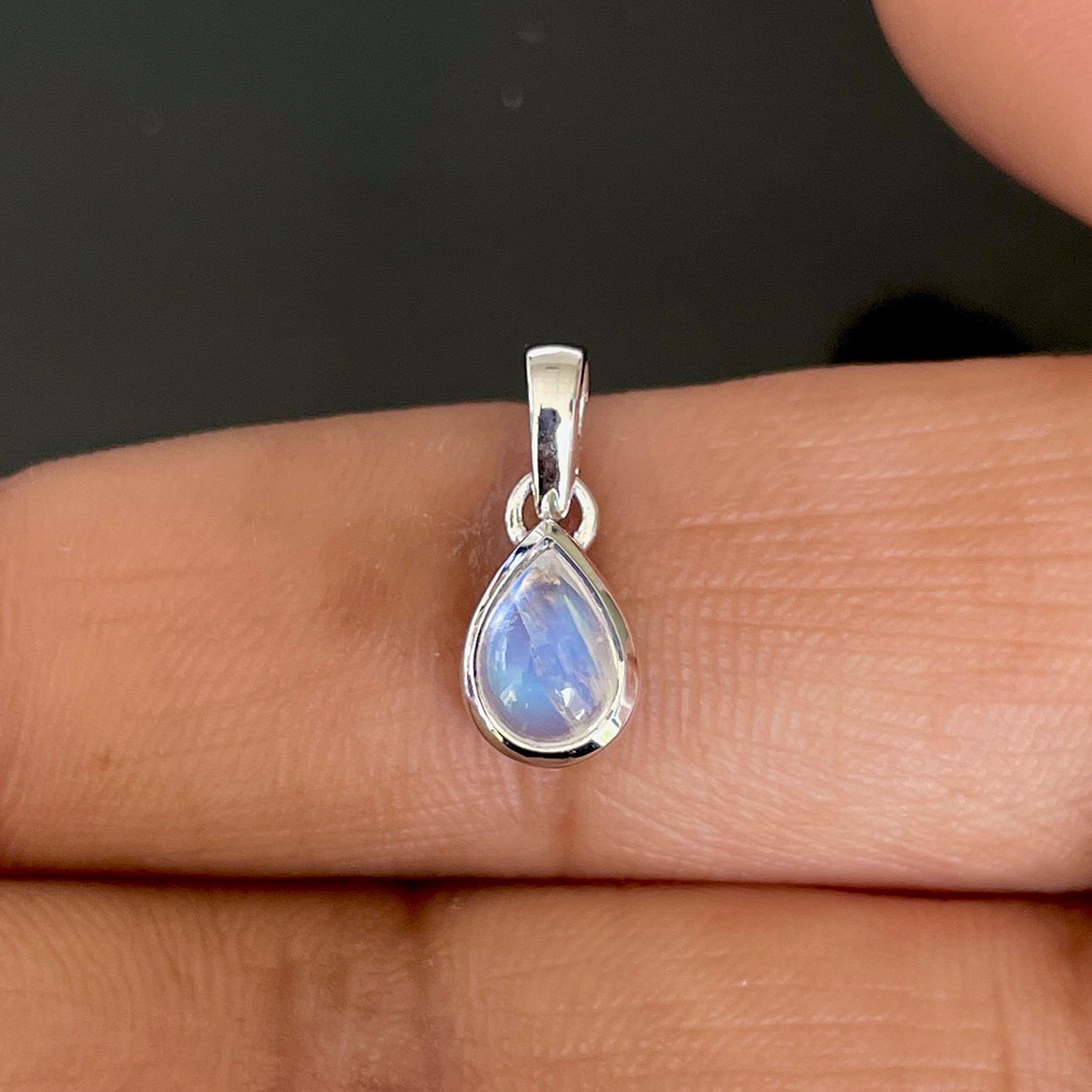 Moonstone Pendant-(RBM-SP-941.)