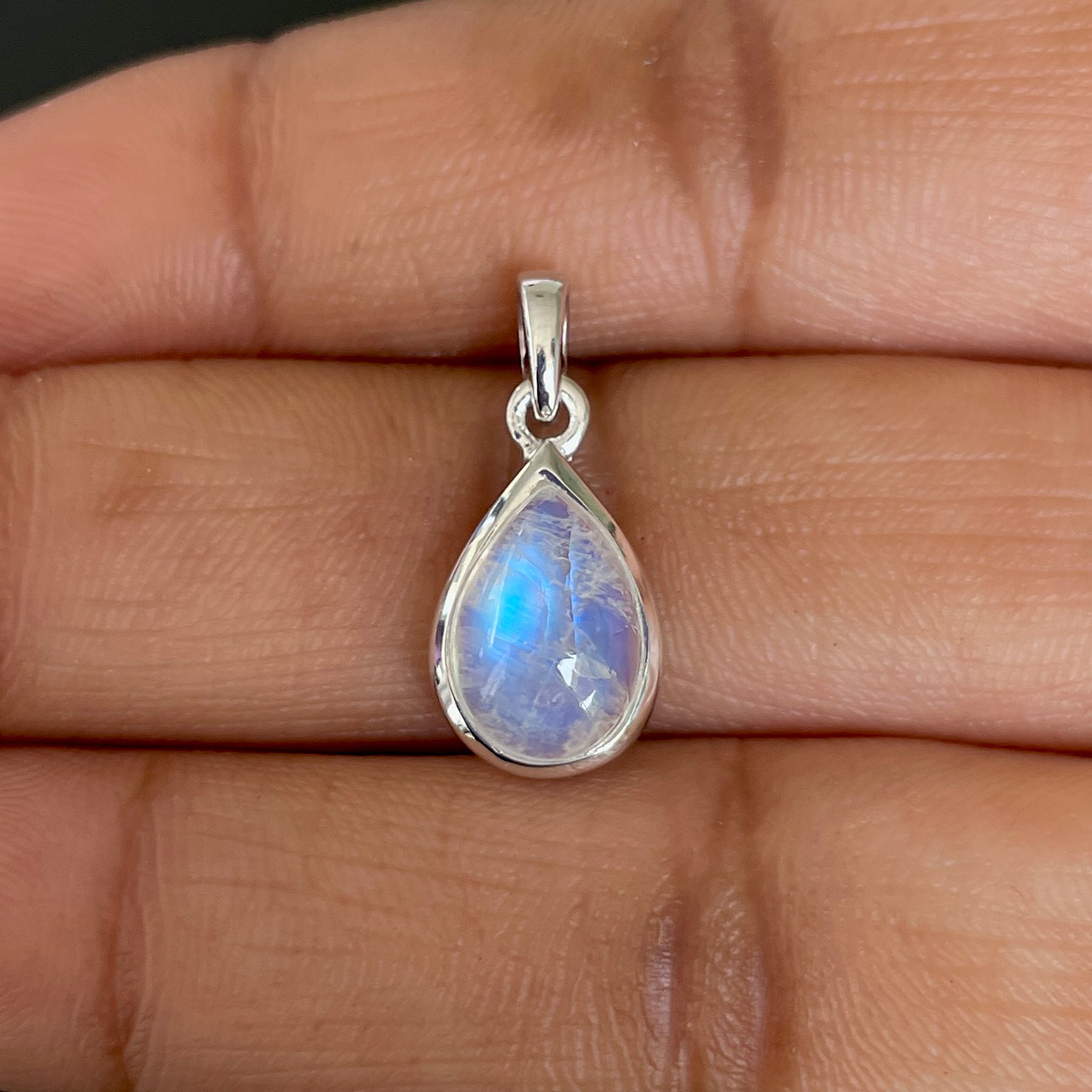 Moonstone Pendant-(RBM-SP-945.)