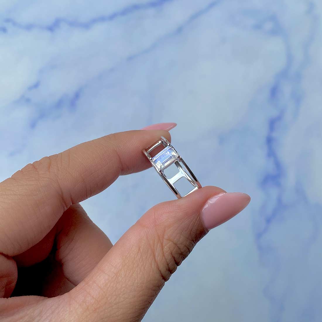 Moonstone Ring-(RBM-SR-1690.)