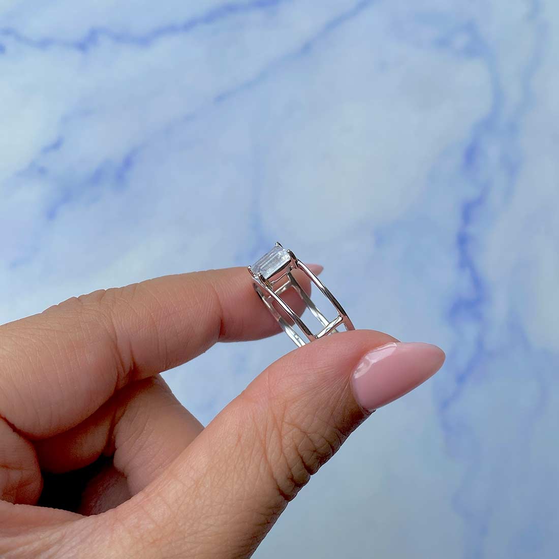 Moonstone Ring-(RBM-SR-1690.)