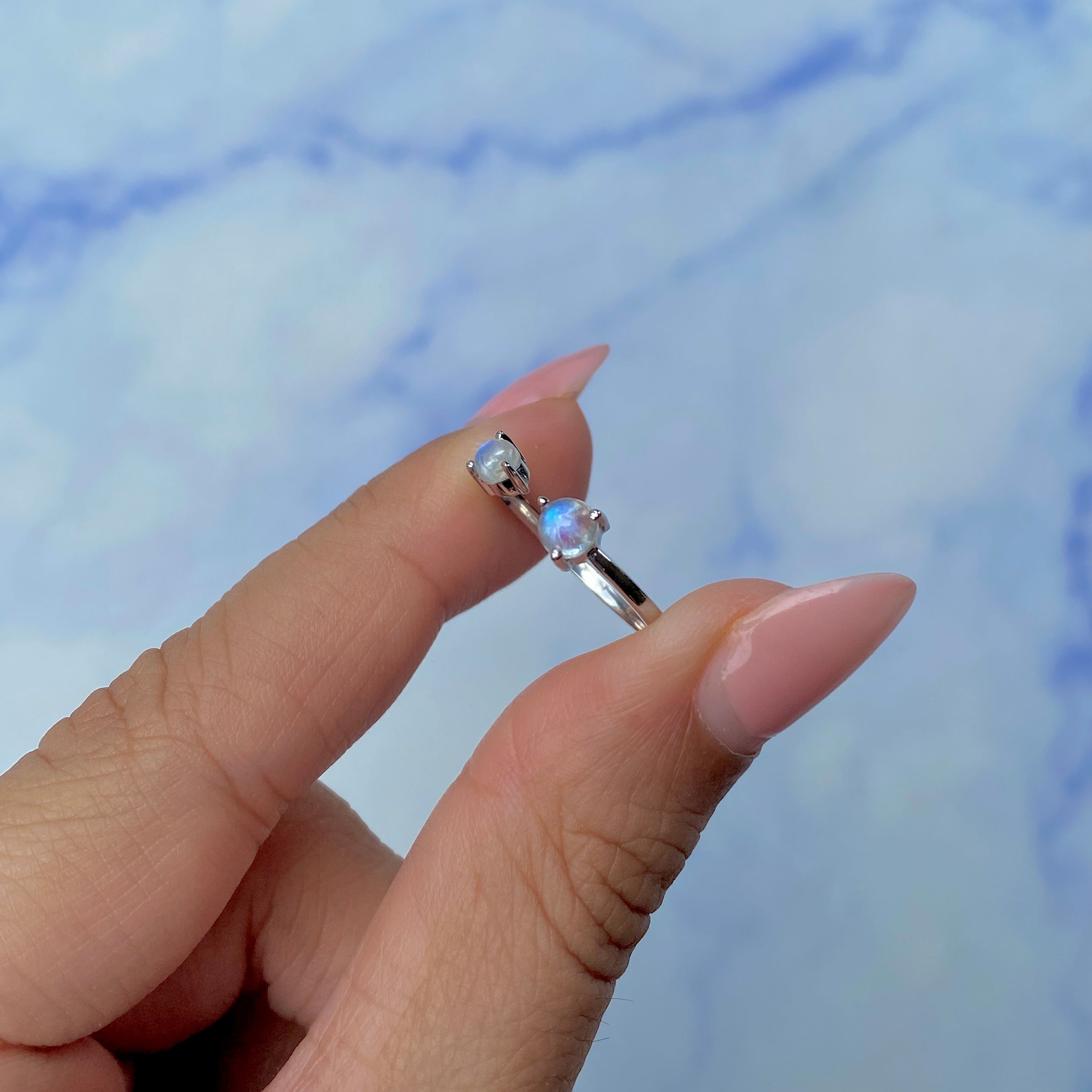 Moonstone Ring-(RBM-SR-1713.)