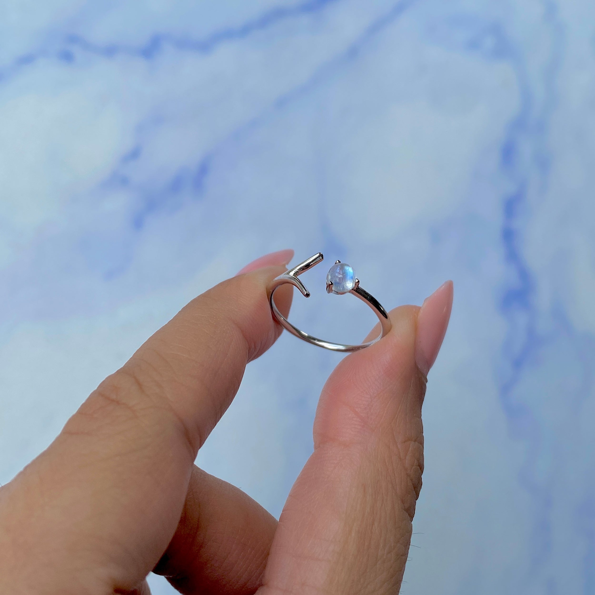 Moonstone Ring-(RBM-SR-1720.)