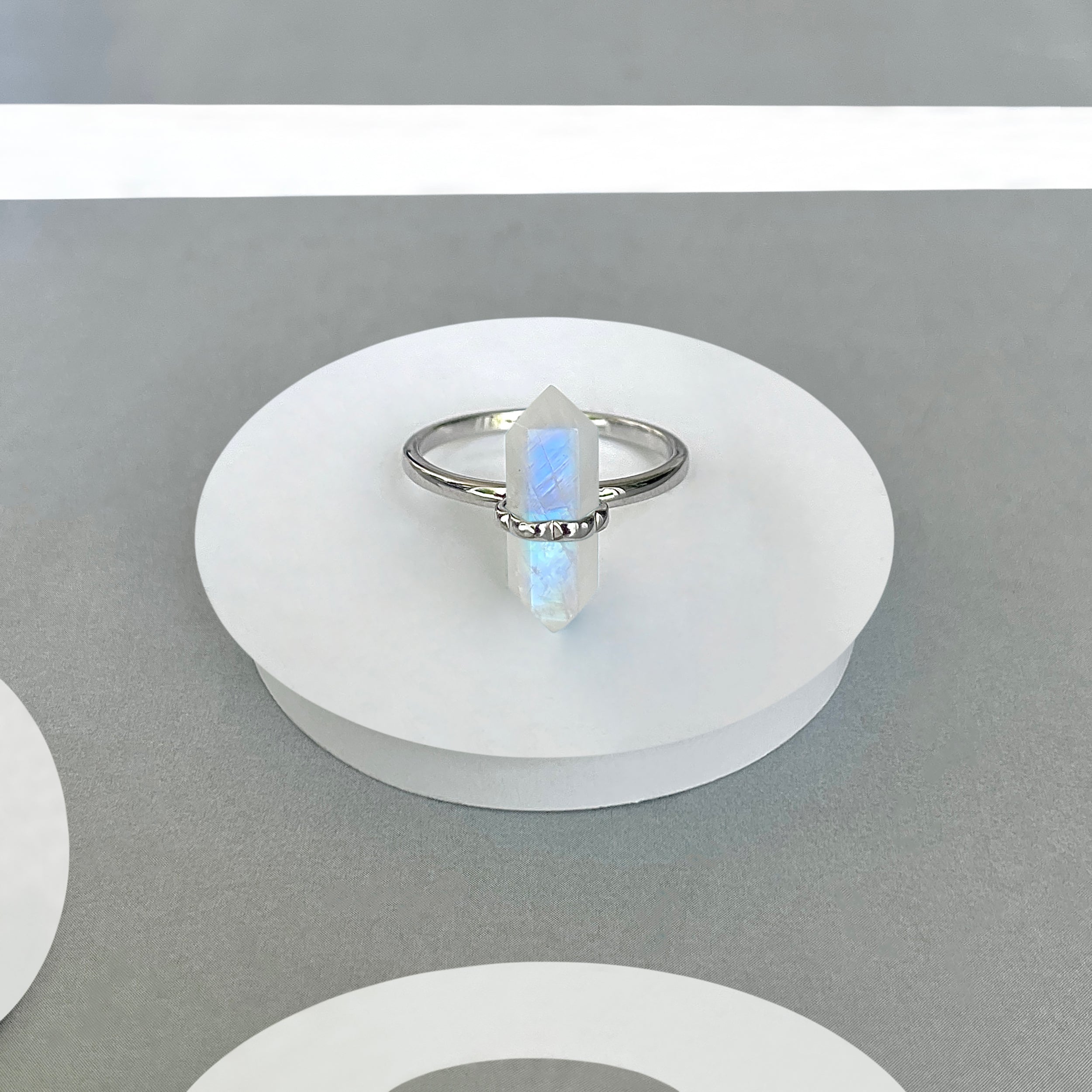 Moonstone Ring-(RBM-SR-1748.)