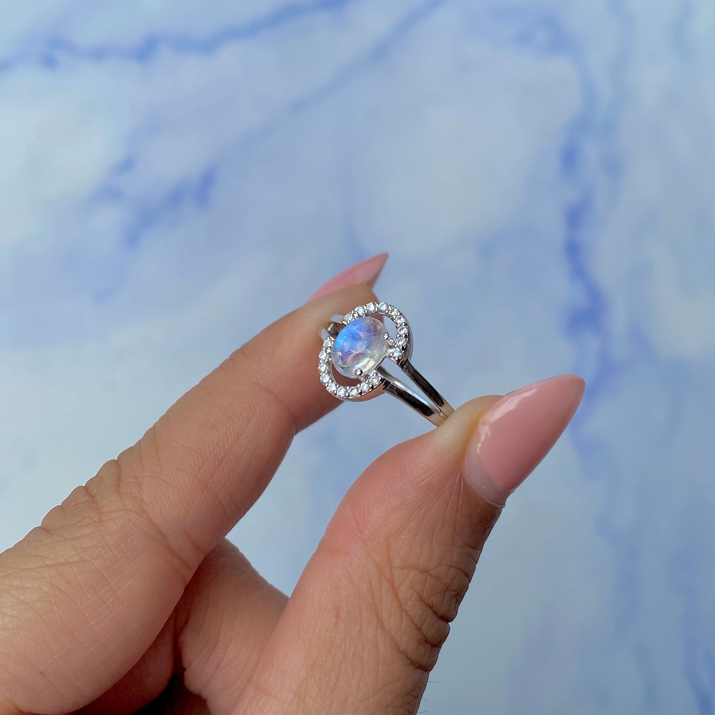 Moonstone Ring-(RBM-SR-1802.)