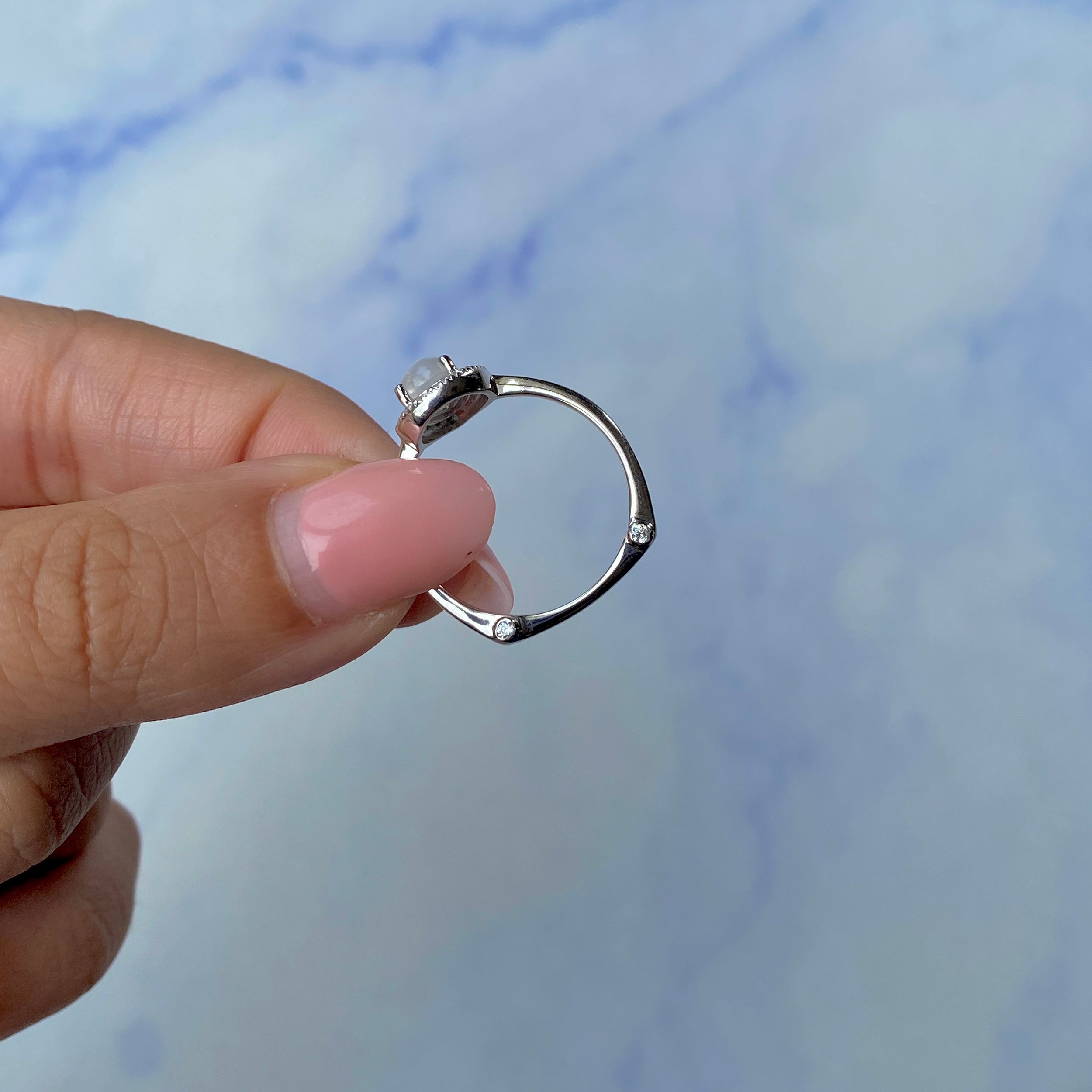 Moonstone Ring-(RBM-SR-1804.)