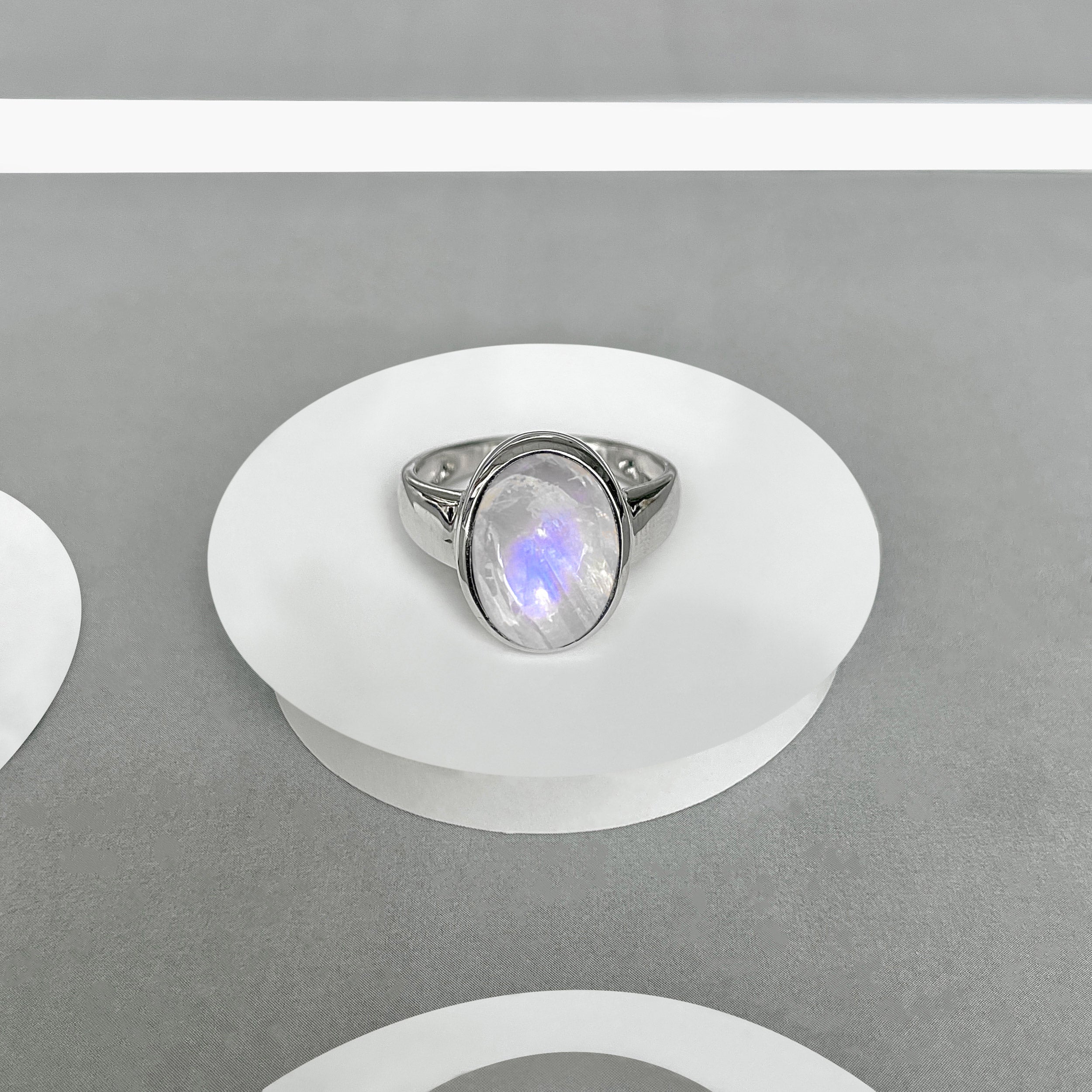 Moonstone Ring-(RBM-SR-2173.)